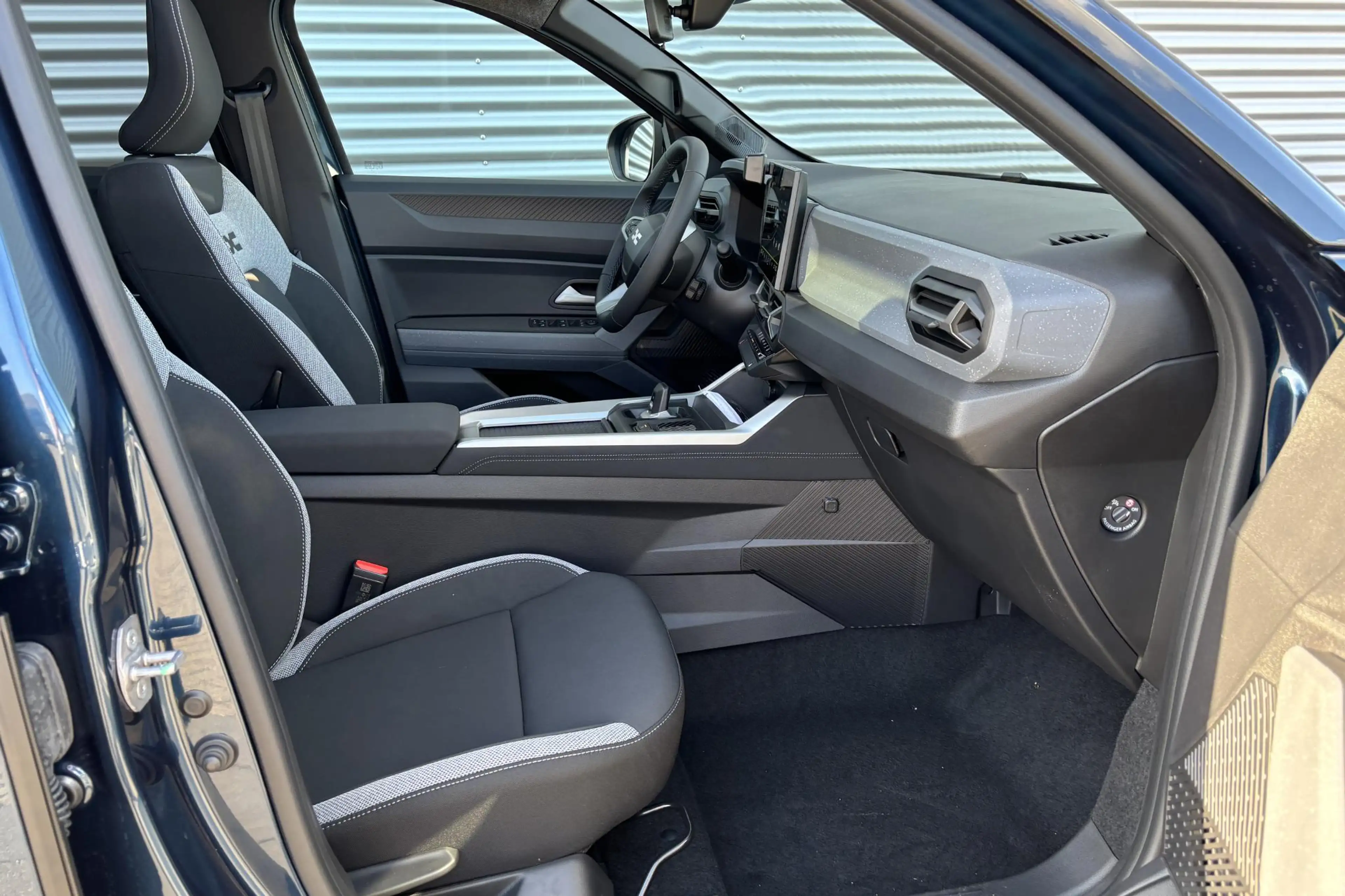 Dacia Bigster 1.8 Hybrid 155 Limited Edition | elektrisch glazen — photo 13