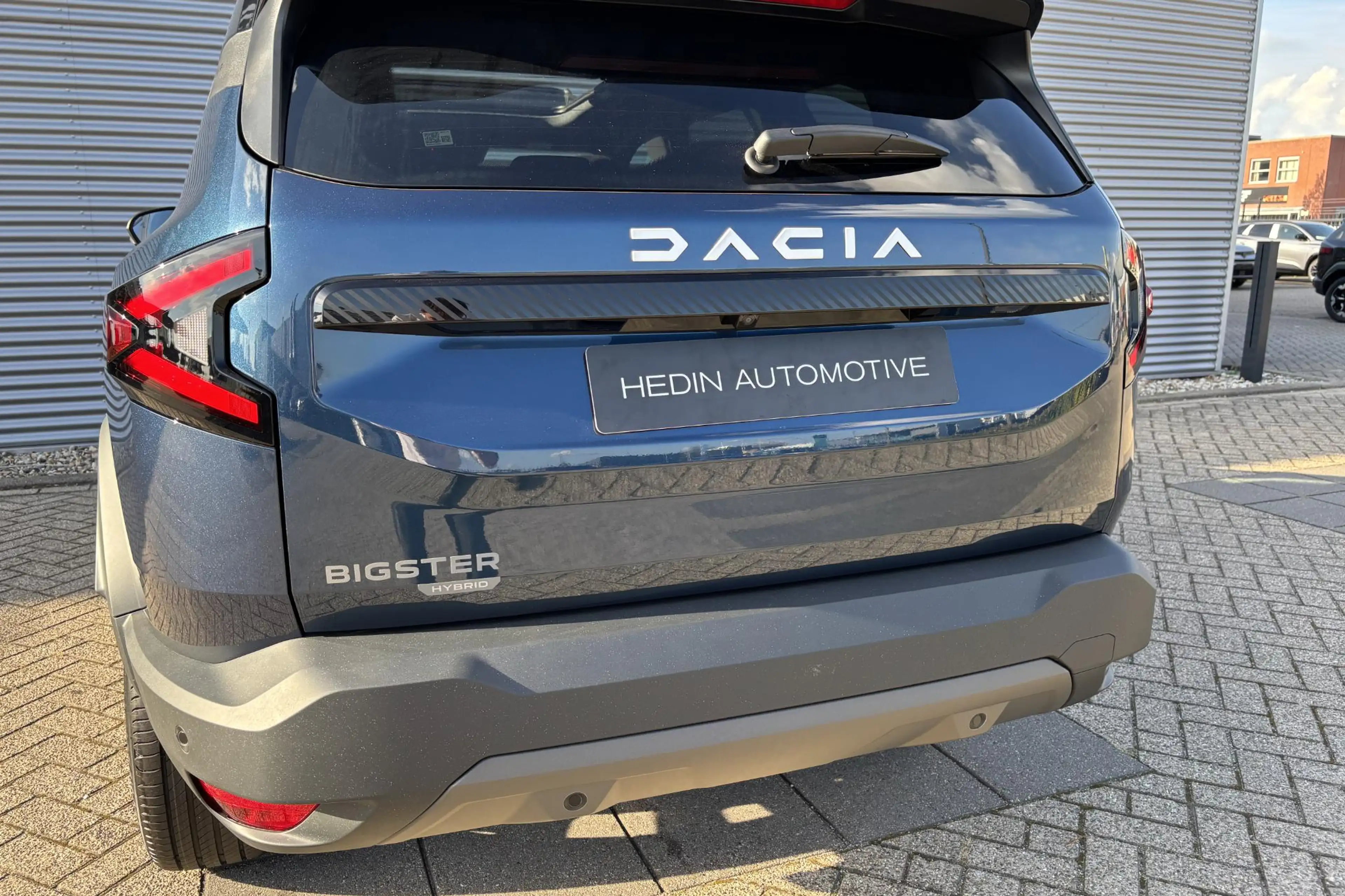 Dacia Bigster 1.8 Hybrid 155 Limited Edition | elektrisch glazen — photo 14