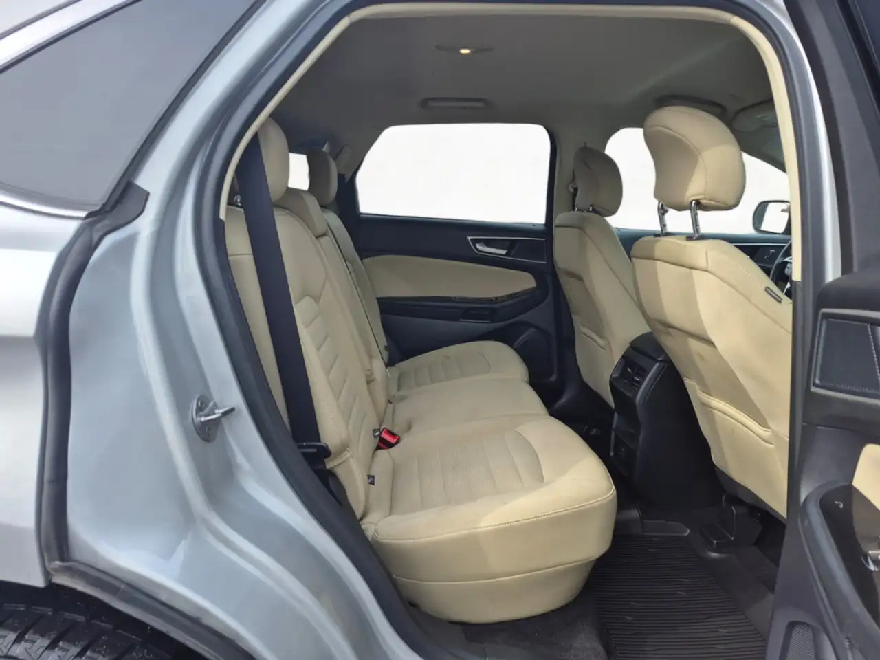 Ford Edge photo Ford Edge