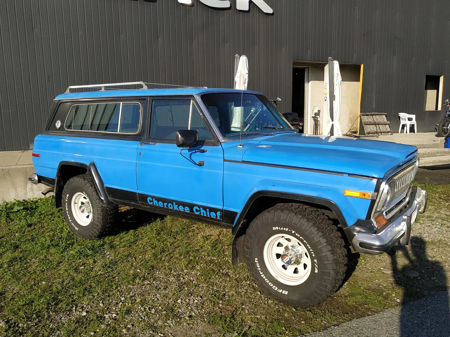 Jeep Cherokee Chief versione Levi's Blu/Azzurro - 1
