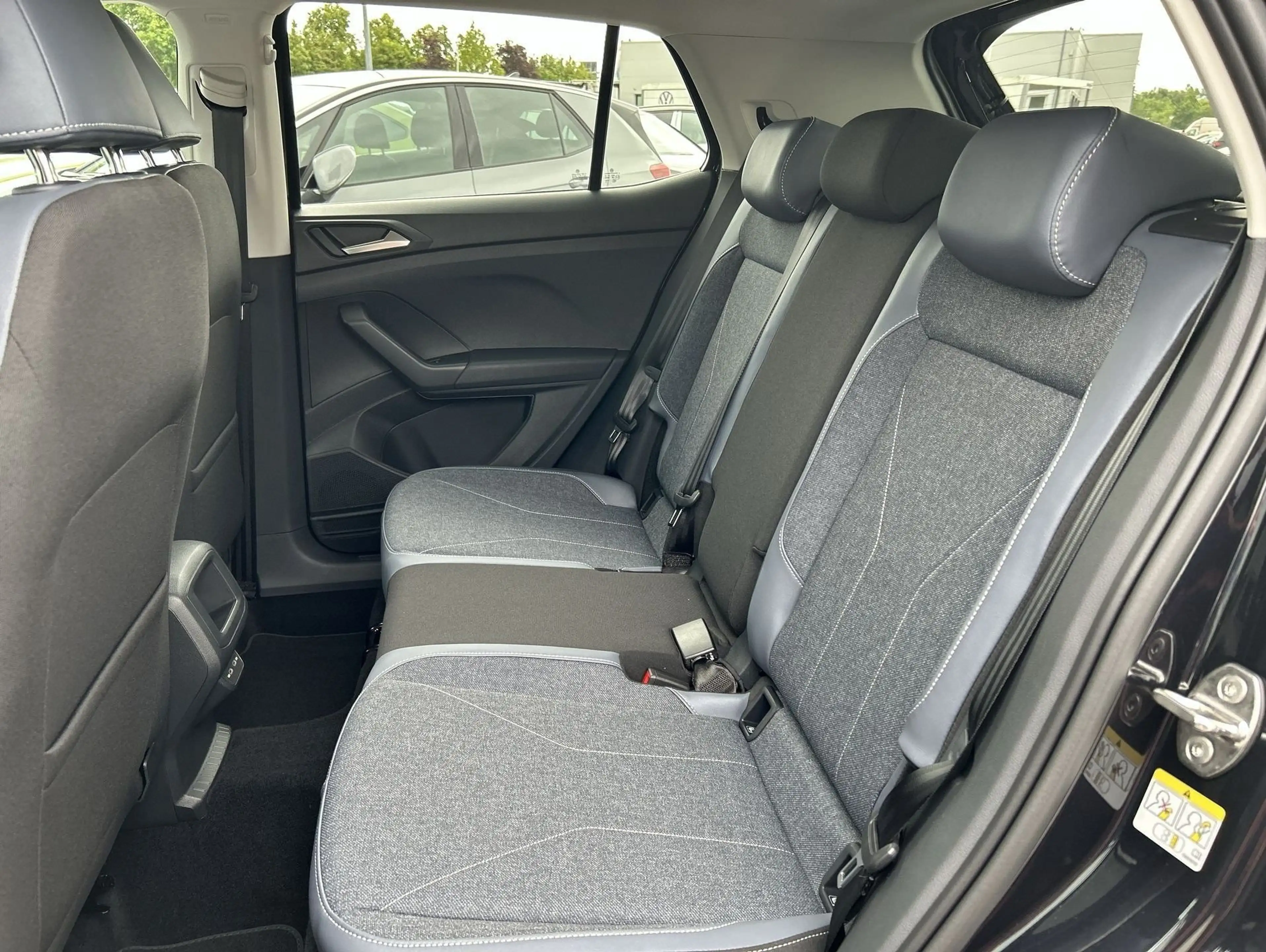 Volkswagen T-Cross 1.5 TSI ACT DSG Style AHK GJR RFK — photo 15