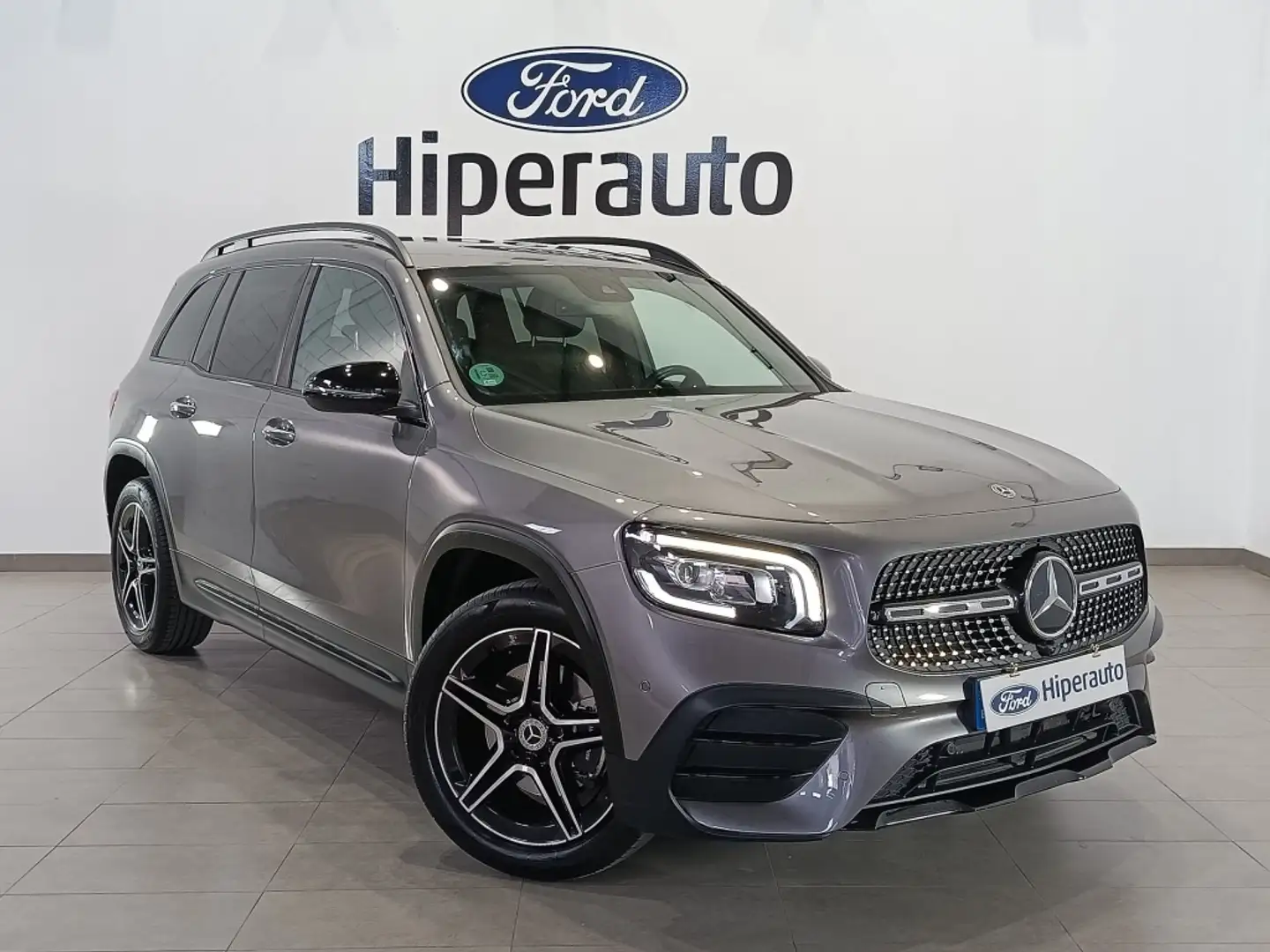 Mercedes-Benz GLB 200 200d 8G-DCT 7 plazas Gris - 1
