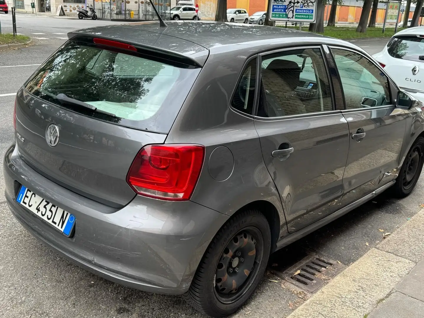 Volkswagen Polo 5p 1.2 Comfortline 70cv - 2