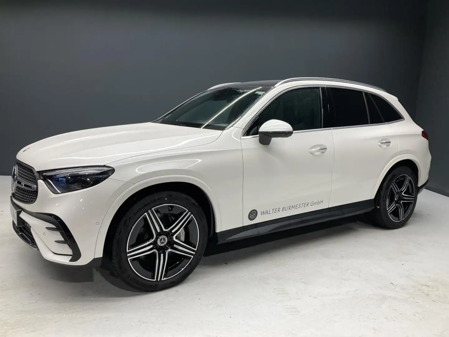 Mercedes-Benz GLC 220 d 4M AMG Premium Fahrassitent Pano AHK Weiß - 1