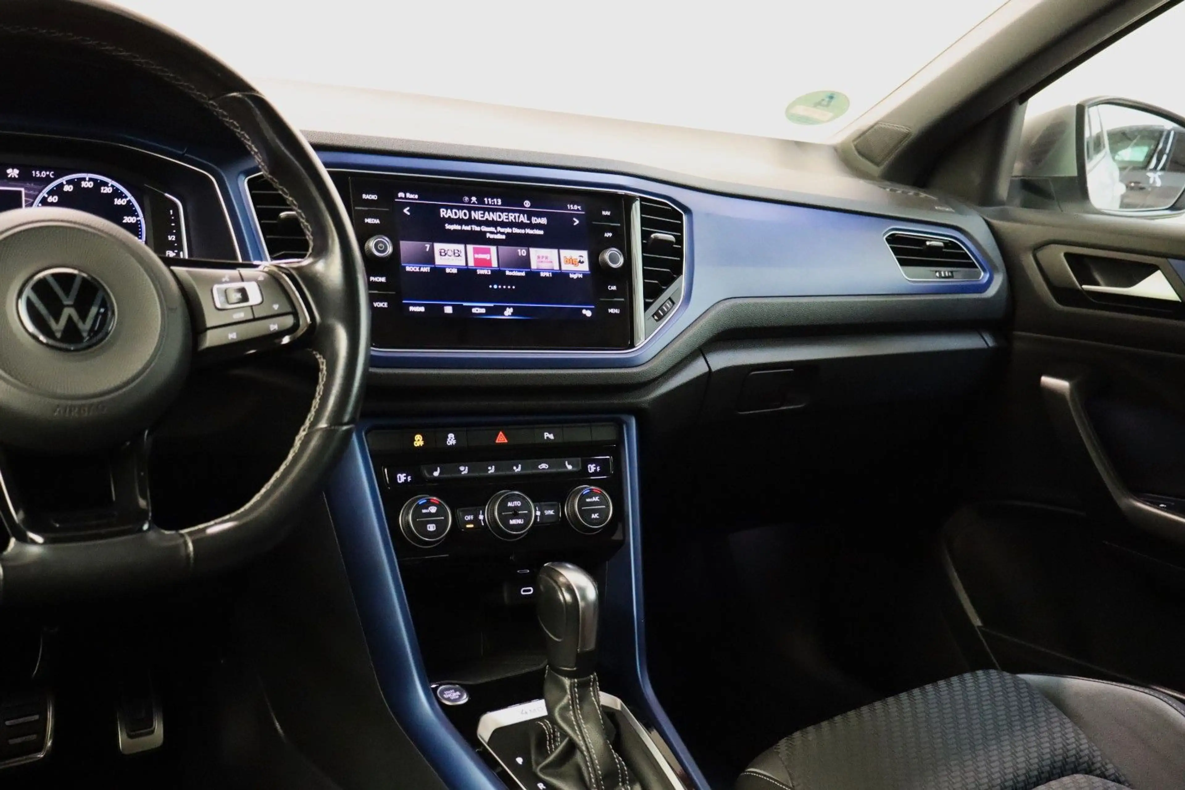 Volkswagen T-Roc R 2,0 TSI DSG 4Motion Virtual Pano AHK — photo 8