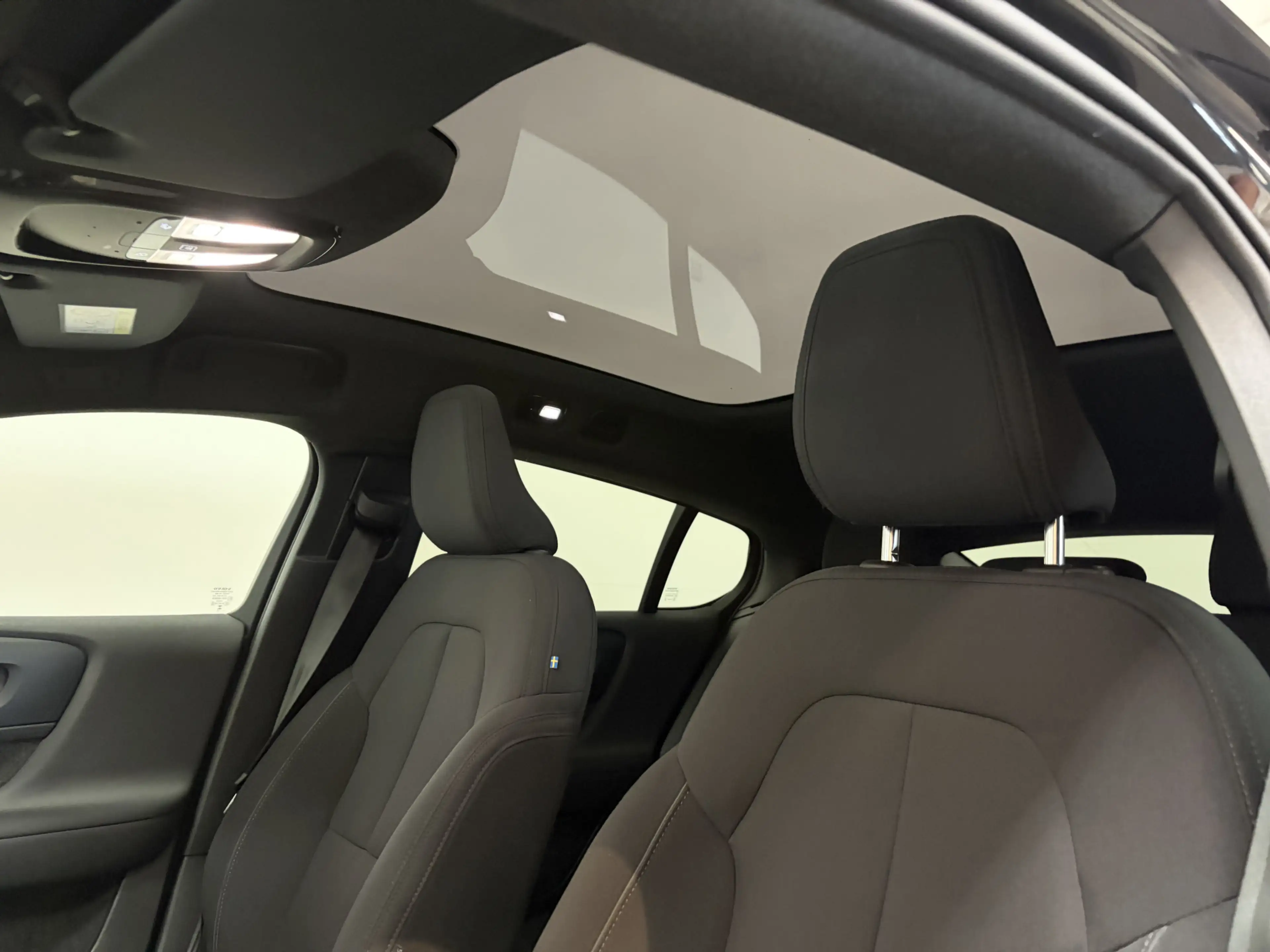 Volvo C40 Recharge Plus 69 kWh Adapt Cruise/ Camera/ Pano — photo 10