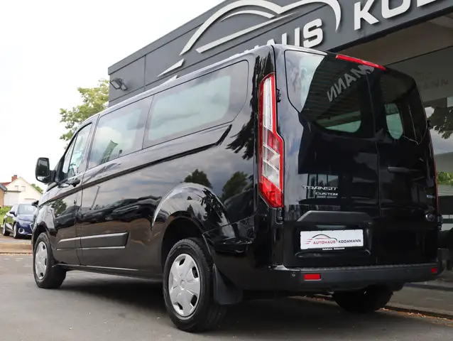 Ford Transit Custom view 6