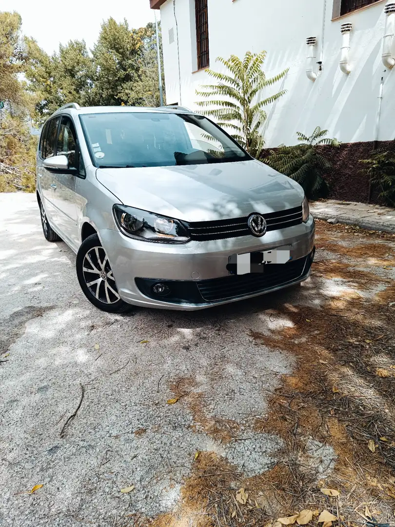 Volkswagen Touran 2.0TDI Advance - 1