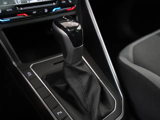 Volkswagen Polo view 10