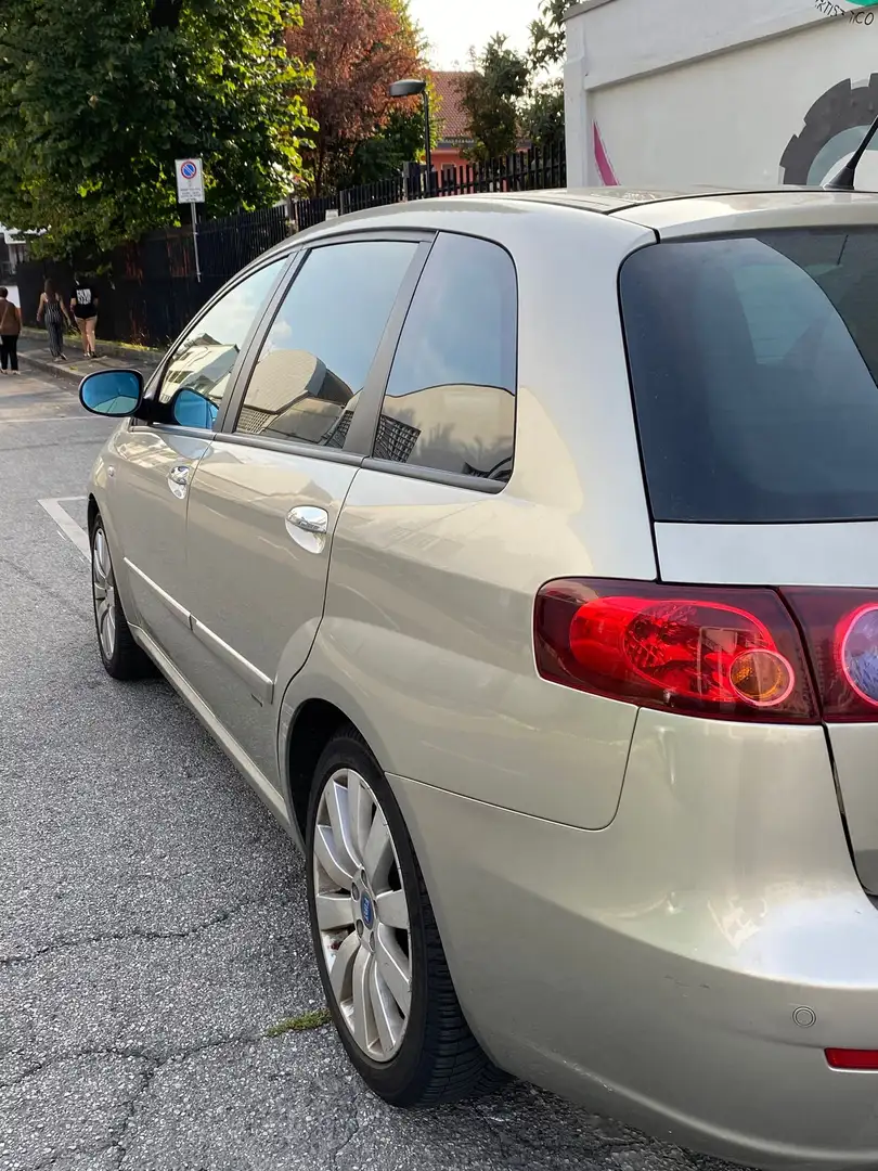 Fiat Croma Croma 2.4 mjt 20v Must auto Bronce - 2