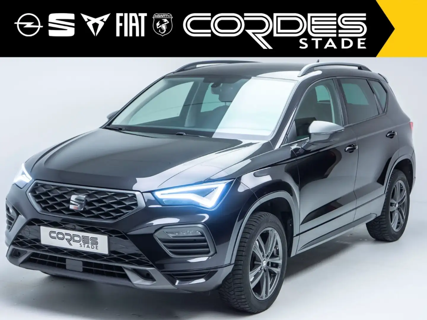 SEAT Ateca FR 1.5 TSI ACT Automatik Navi AHK (138+) Schwarz - 2