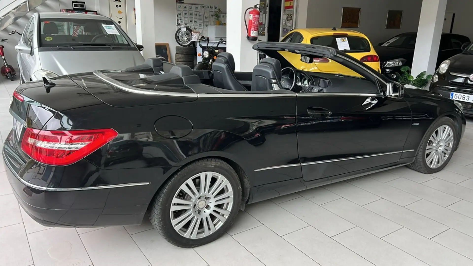 Mercedes-Benz E 250 Cabrio 250CDI BE Aut. Negro - 1