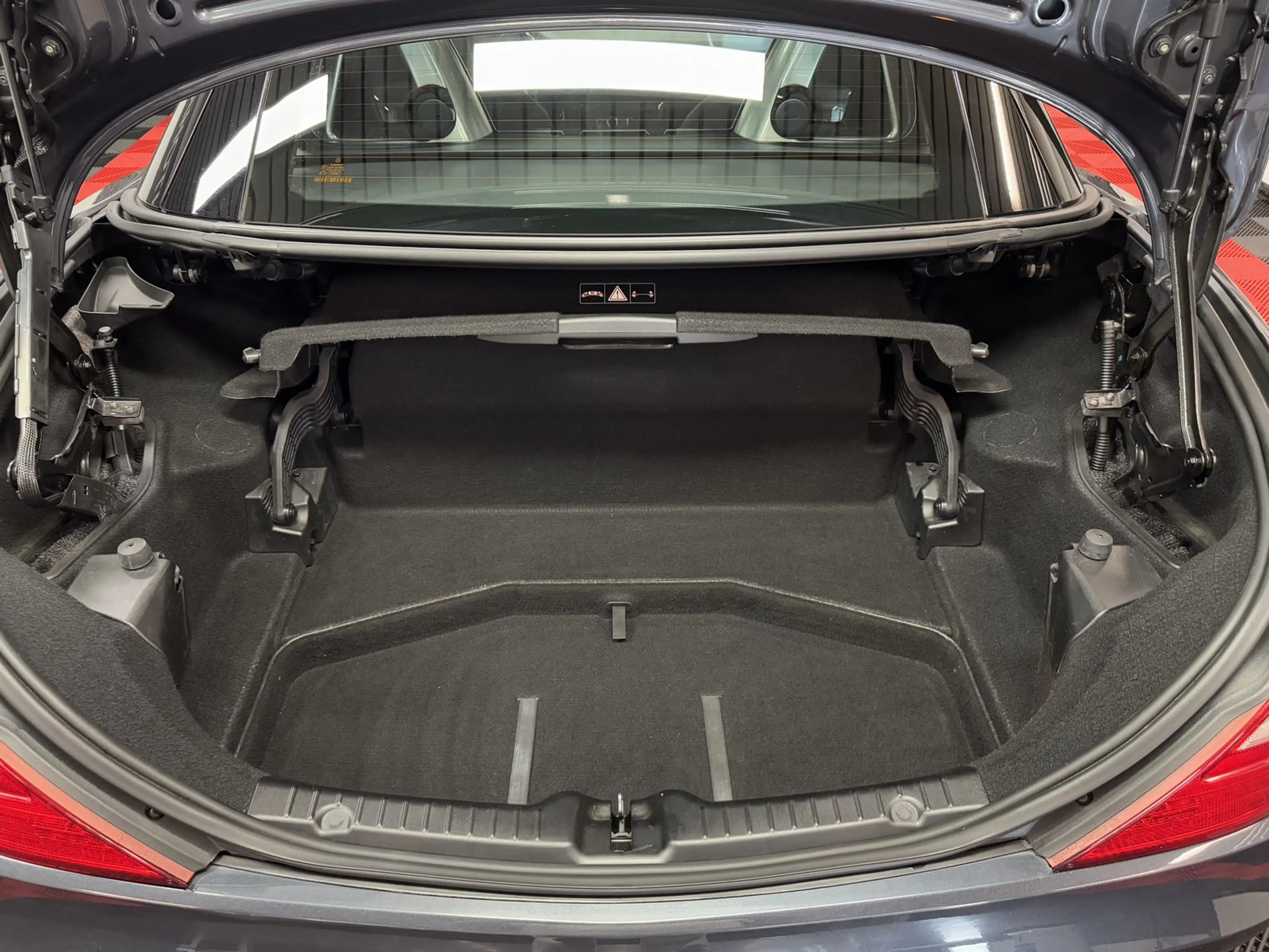 Mercedes-Benz SLK 250 *NAVIGATION*SHZ*LEDER* — photo 13