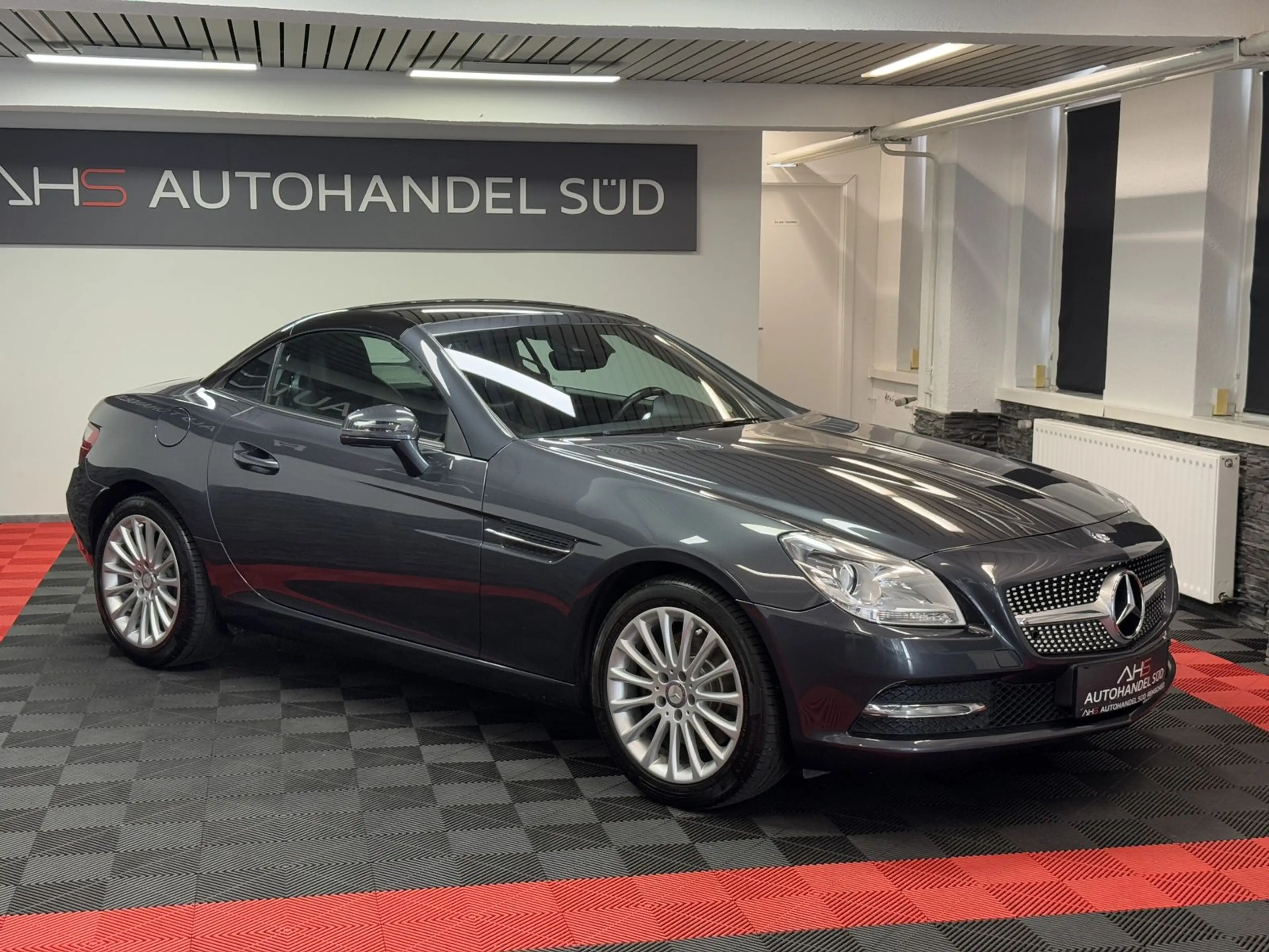 Mercedes-Benz SLK 250 *NAVIGATION*SHZ*LEDER* — photo 5