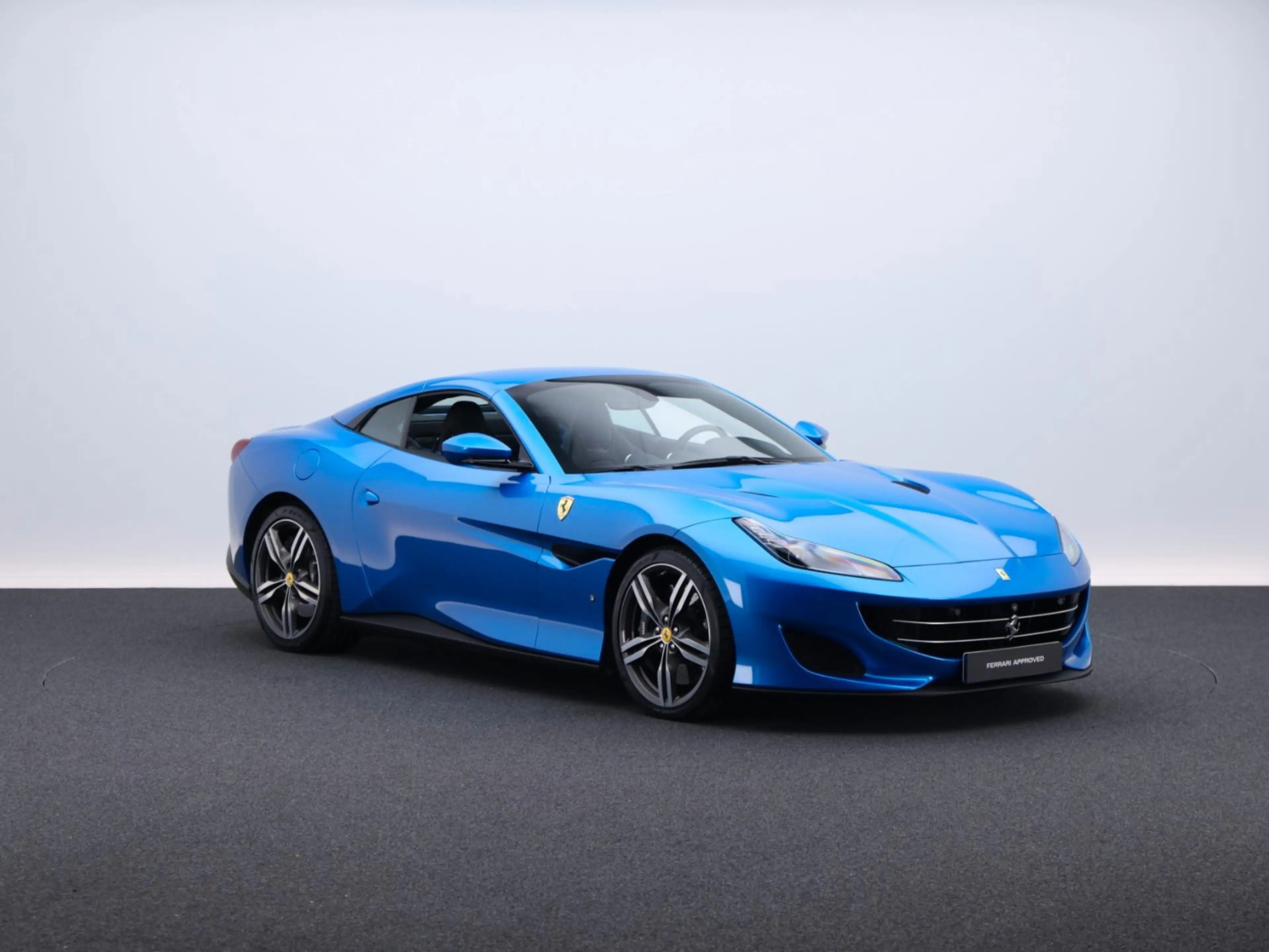 Ferrari Portofino ***Ferrari Frankfurt*** — photo 4