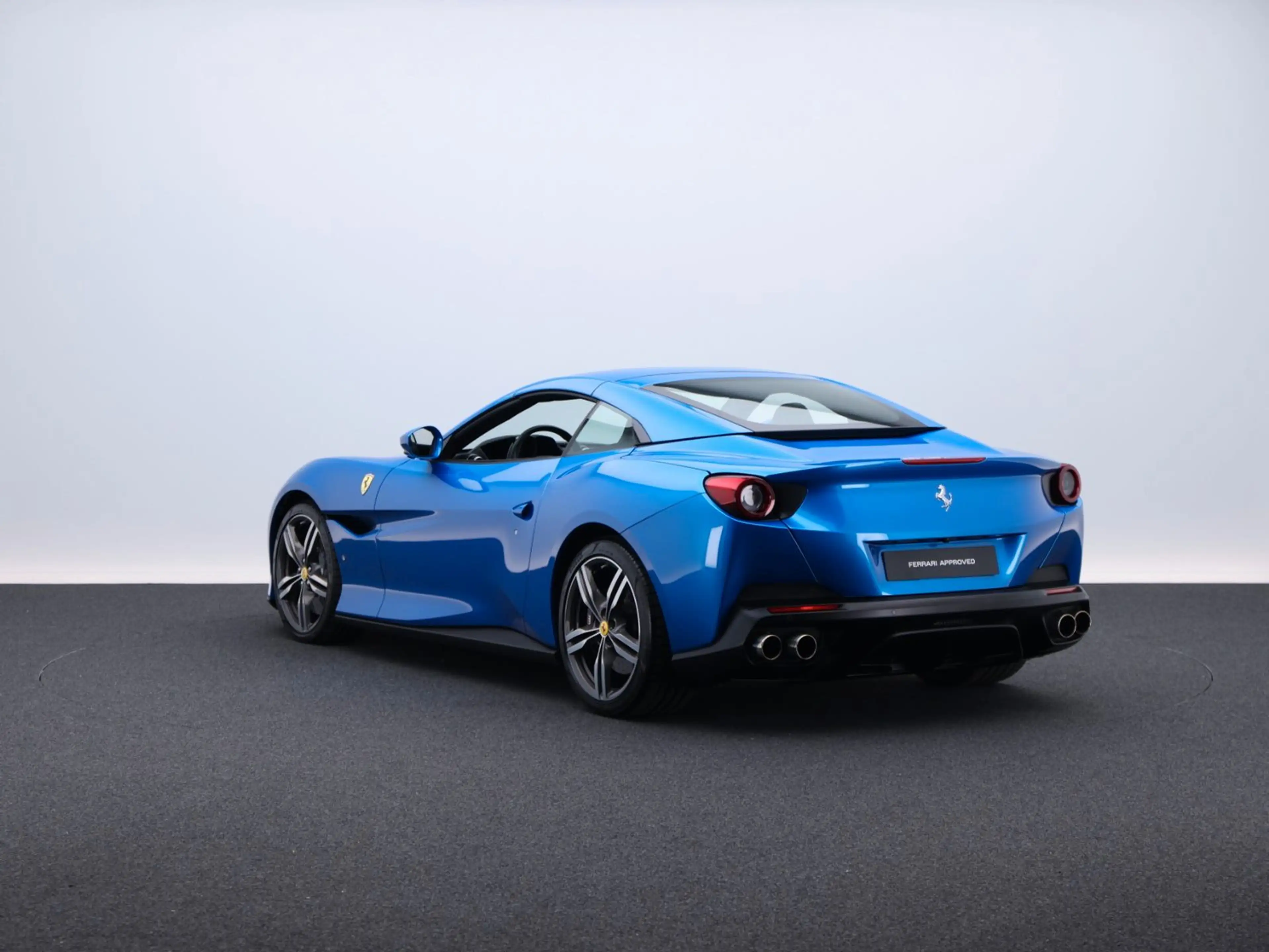 Ferrari Portofino ***Ferrari Frankfurt*** — photo 8