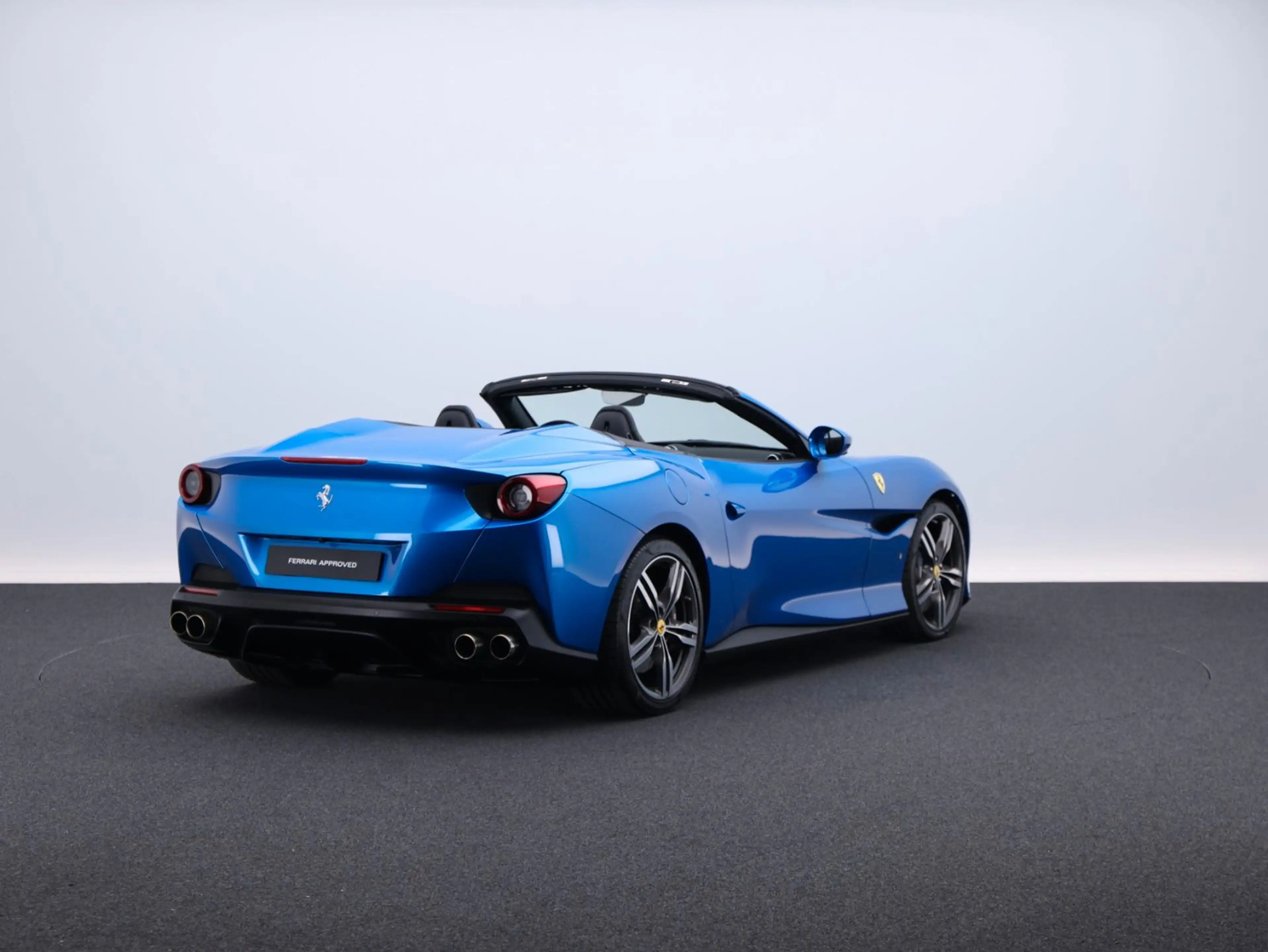 Ferrari Portofino ***Ferrari Frankfurt*** — photo 6