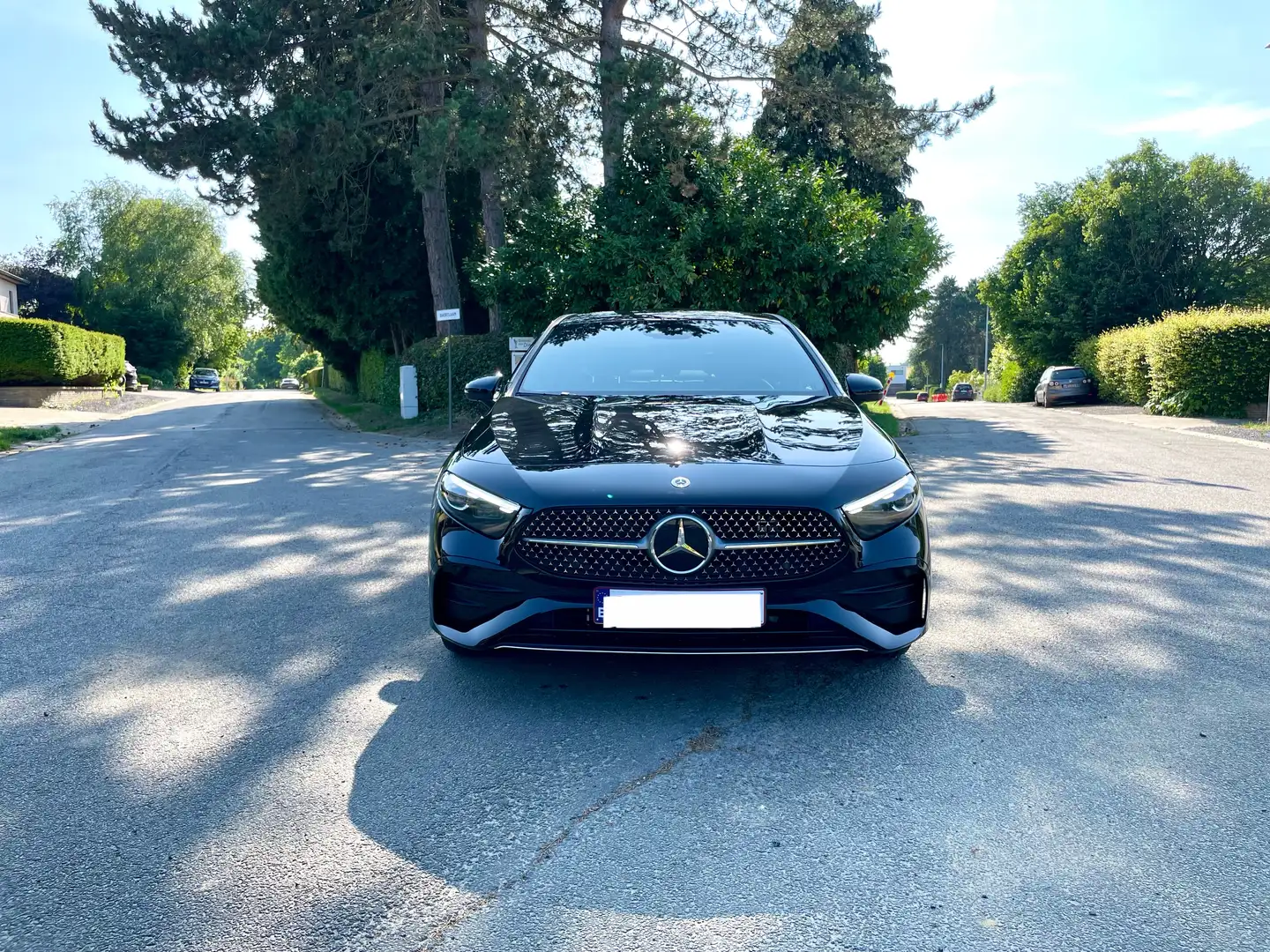 Mercedes-Benz A 250 AMG Line /Led Multibeam/ Adabtive cruise/ Trekhaak - 1