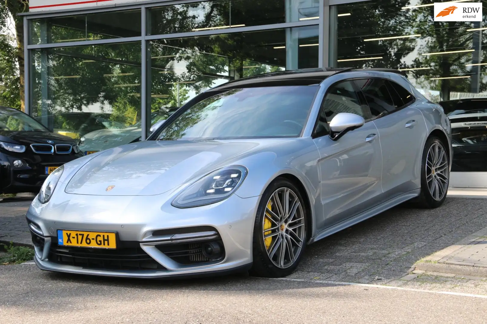 Porsche Panamera Sport Turismo 4.0 Turbo S E-Hybrid Grijs - 1