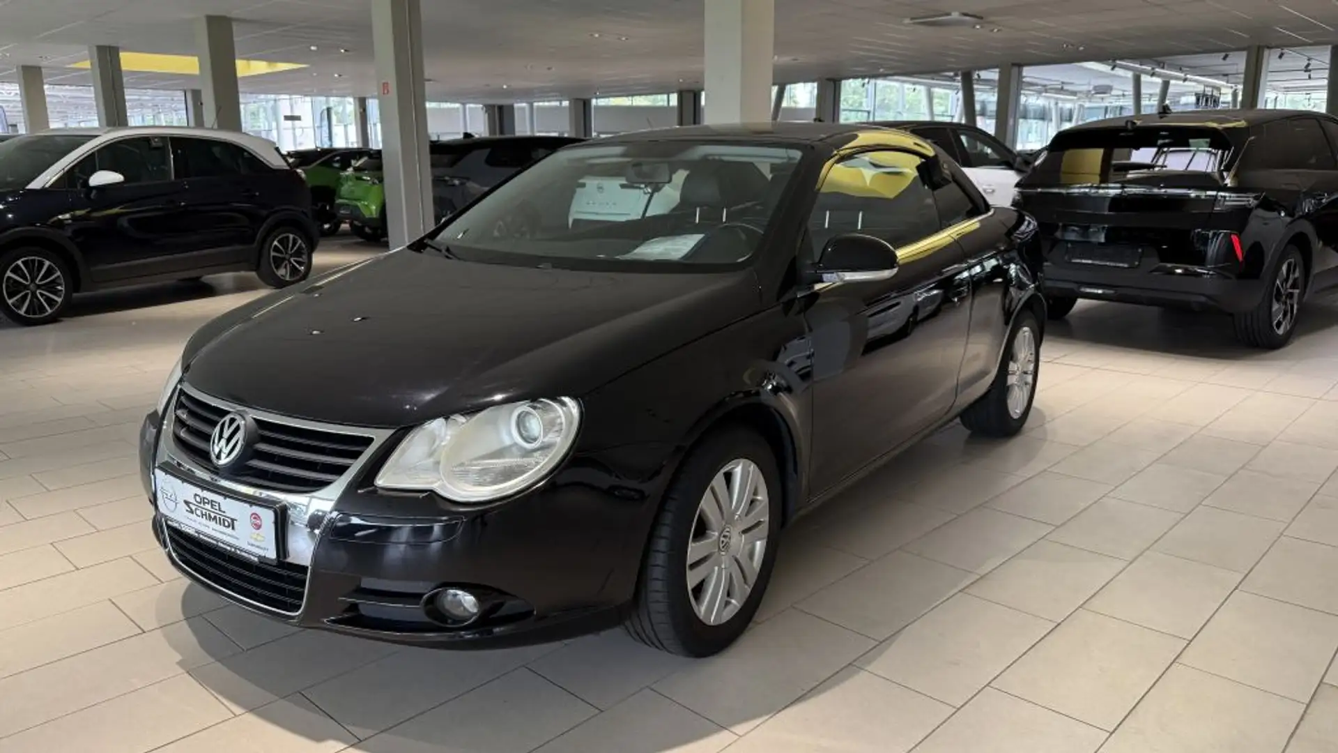 Volkswagen Eos 1.6 FSI Schwarz - 1