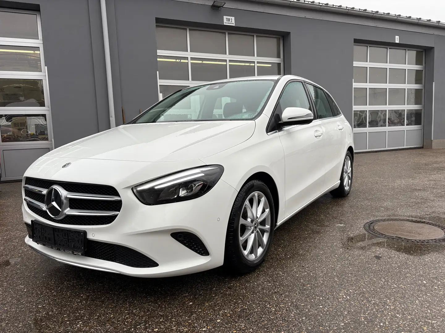 Mercedes-Benz B 180 B 180 d (247.003) Weiß - 2