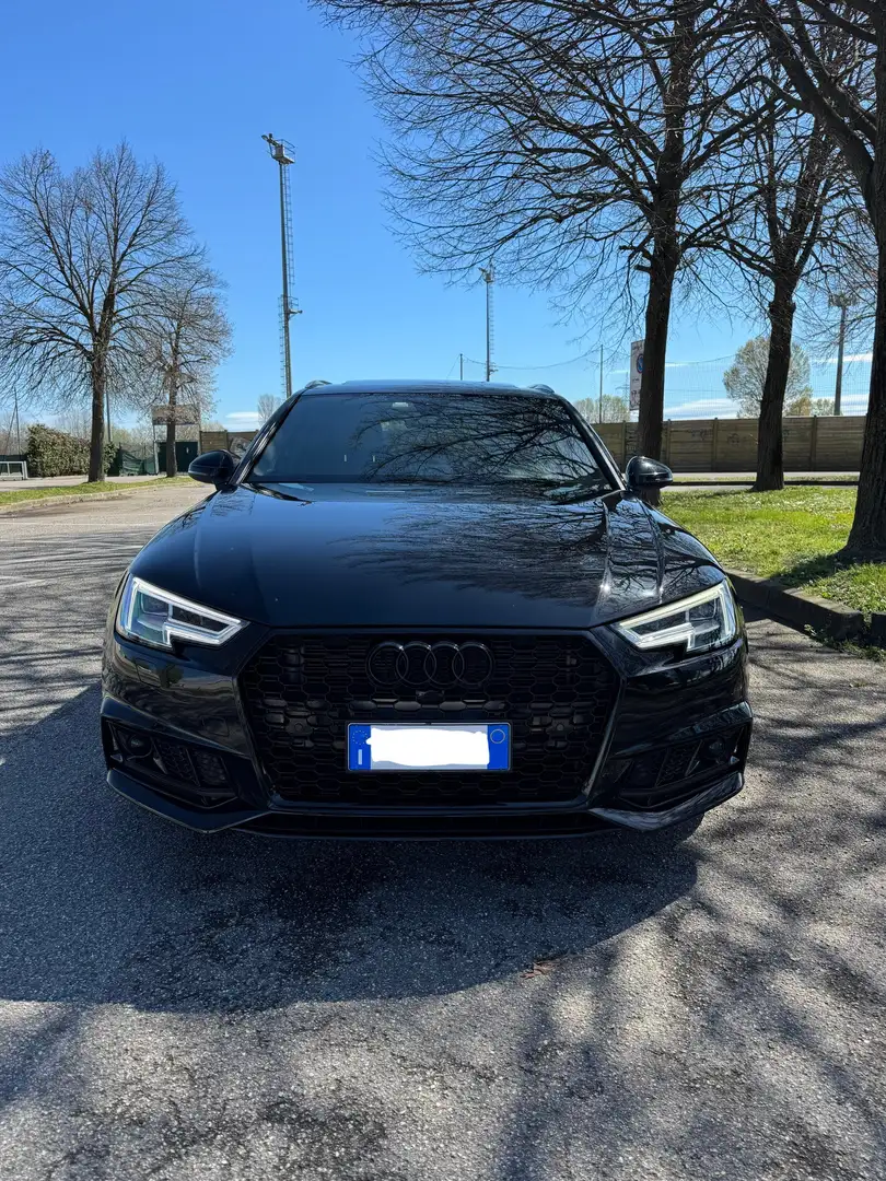 Audi A4 Avant 40 2.0 tdi S-line quattro 190cv s-tronic - 2