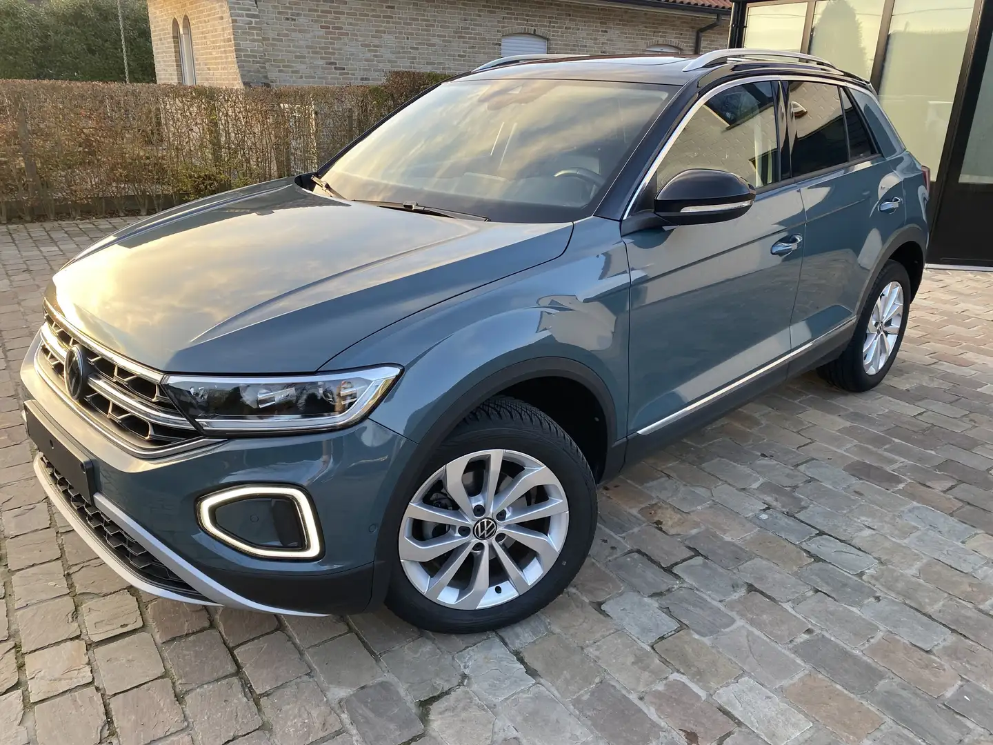 Volkswagen T-Roc 2.0 TDI Highline Gris - 1