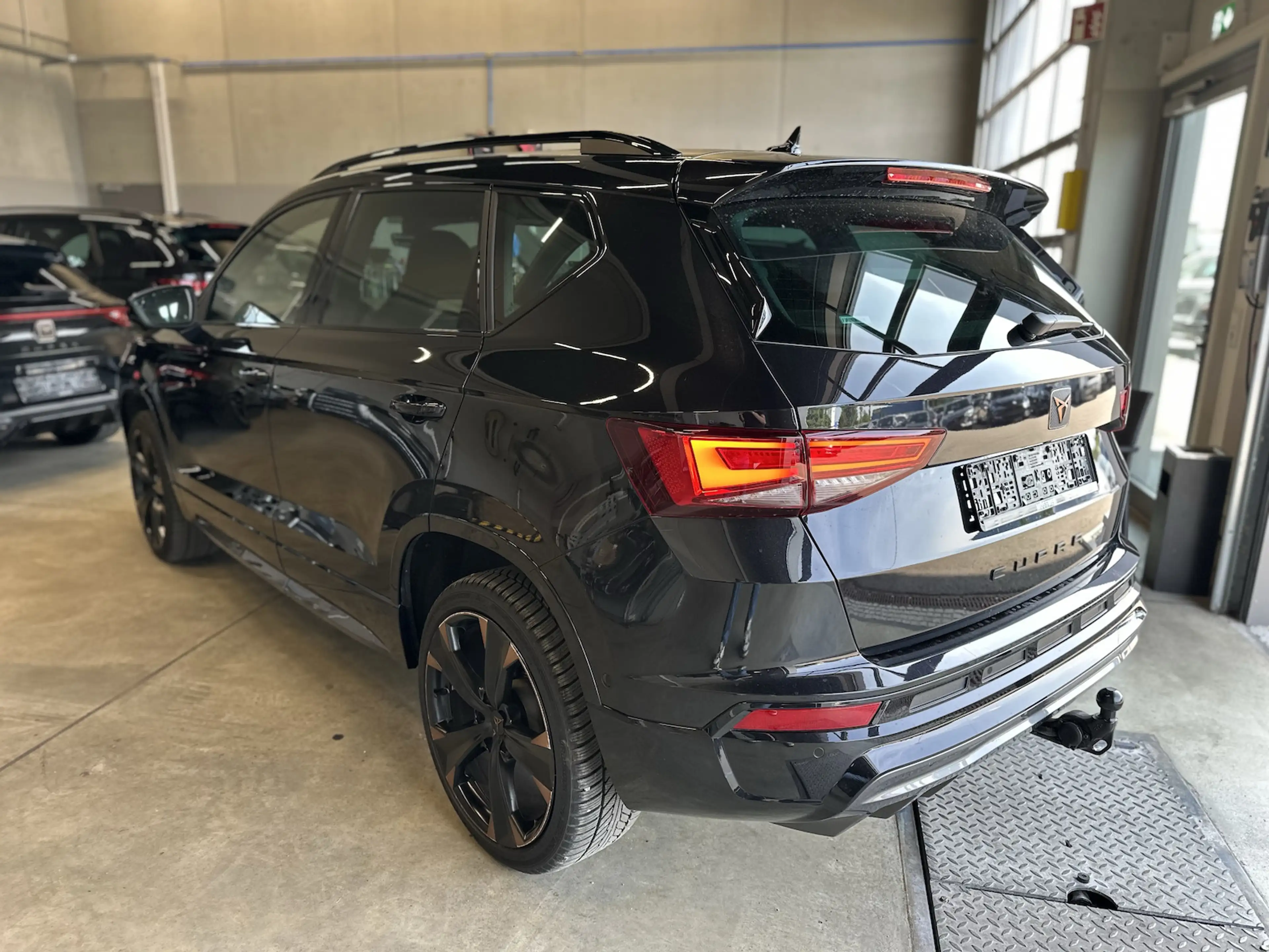 CUPRA Ateca 1,5TSI DSG AHK Assist XL 19´´ PANO — photo 5