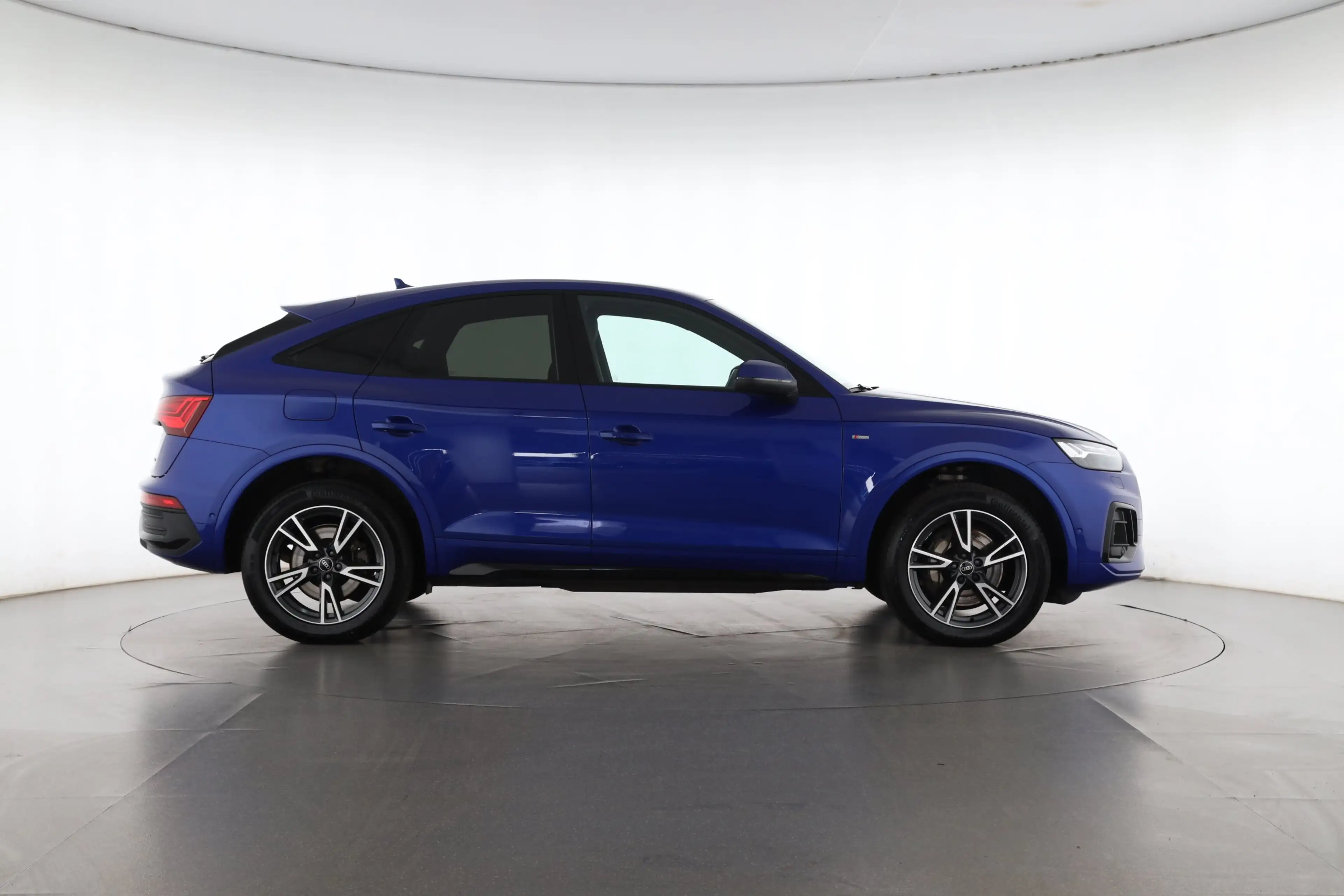 Audi Q5 Sportback 50 TDI quattro tiptr. S line AHK — photo 8