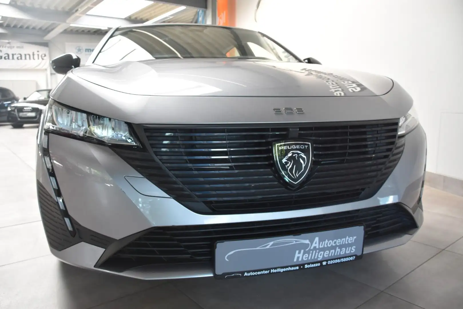 Peugeot 308 Active Pack LED Navi Tempo AssistPack PDC Grau - 1