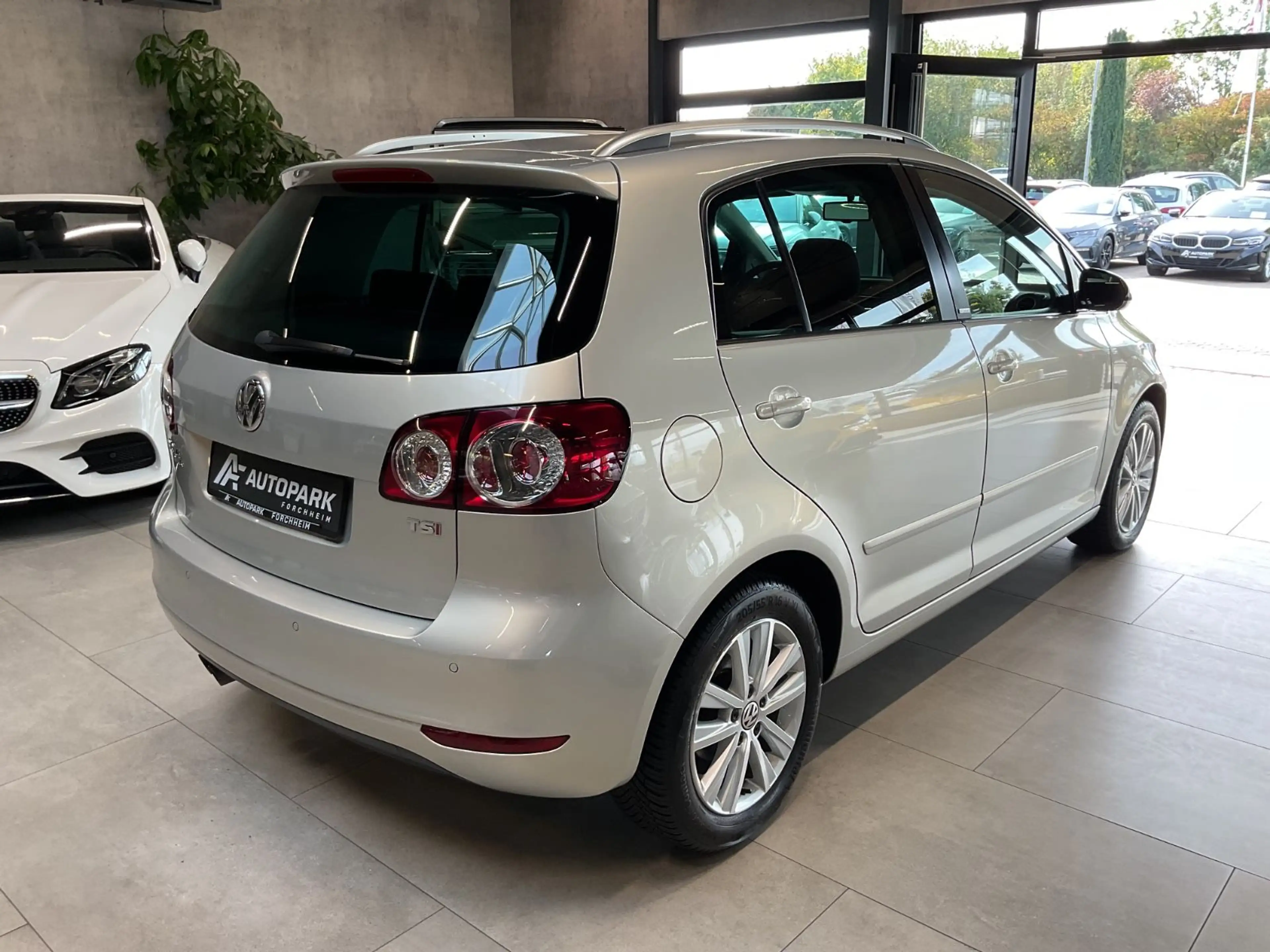 Volkswagen Golf Plus 1.4 TSI Style DSG Climatronic Sitzh. — photo 4
