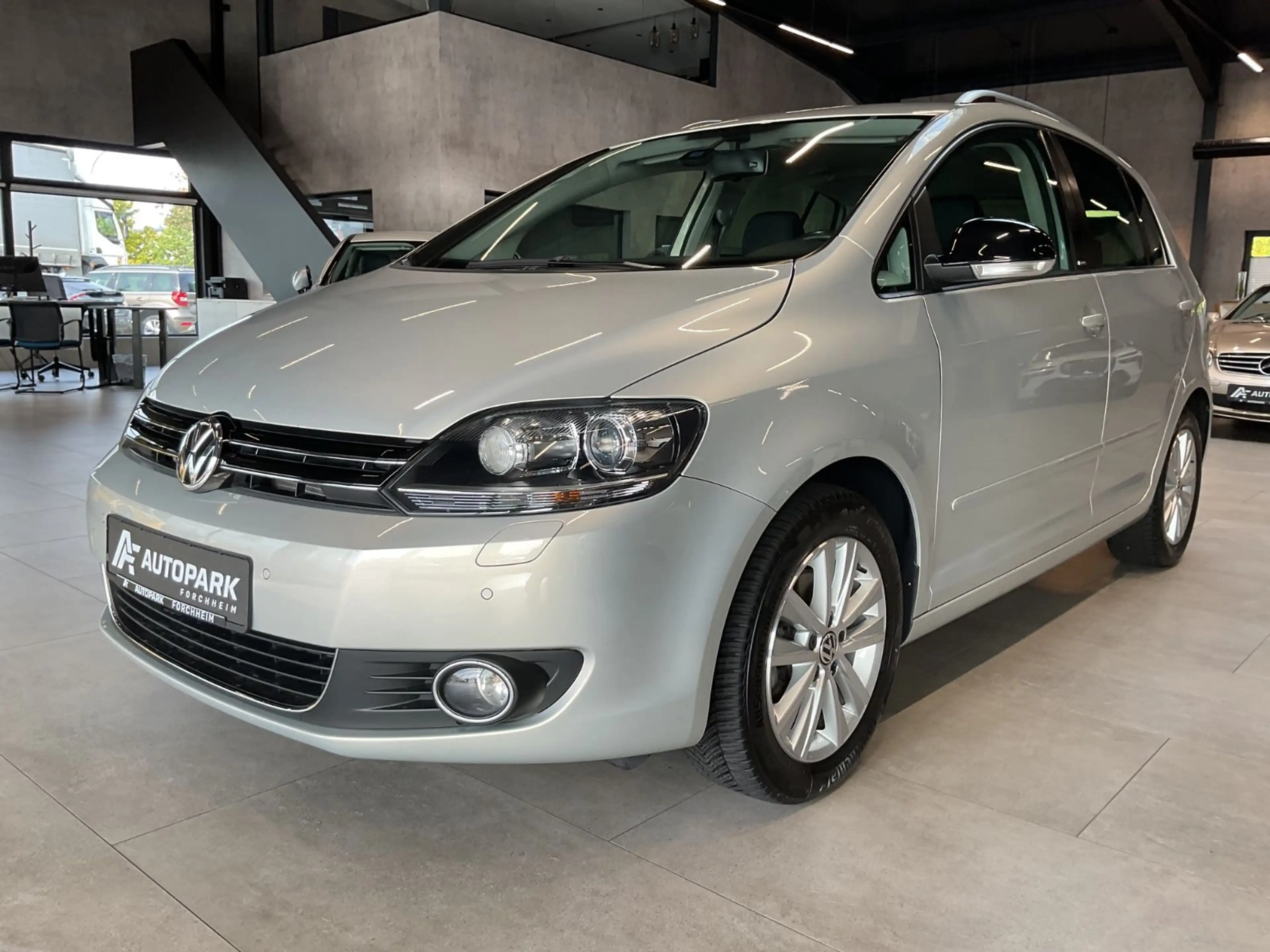 Volkswagen Golf Plus 1.4 TSI Style DSG Climatronic Sitzh. — photo 14