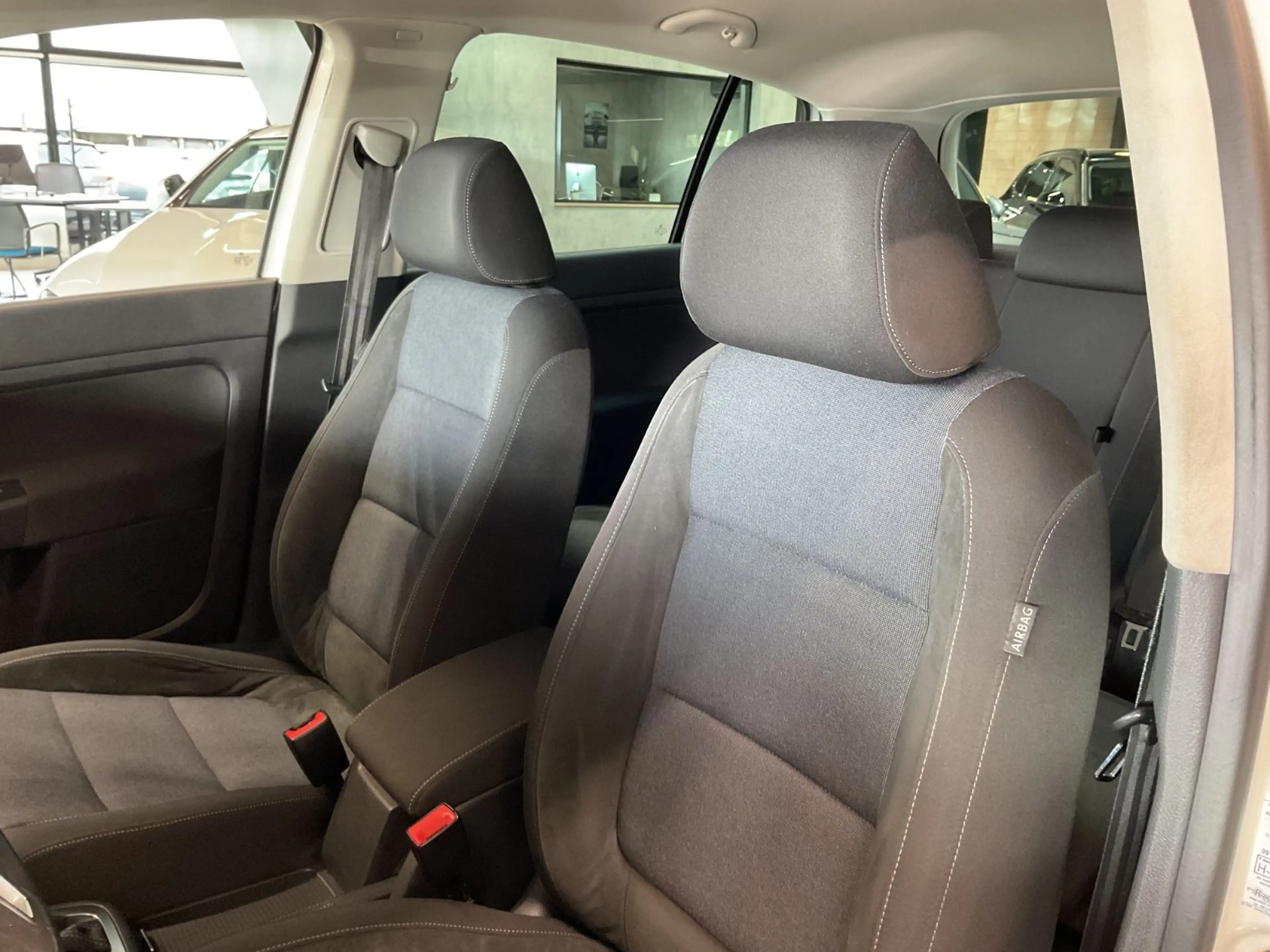 Volkswagen Golf Plus 1.4 TSI Style DSG Climatronic Sitzh. — photo 9