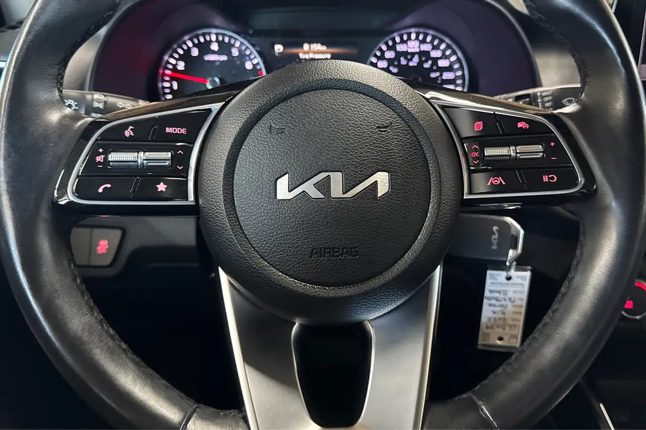 Kia Forte снимка Kia Forte