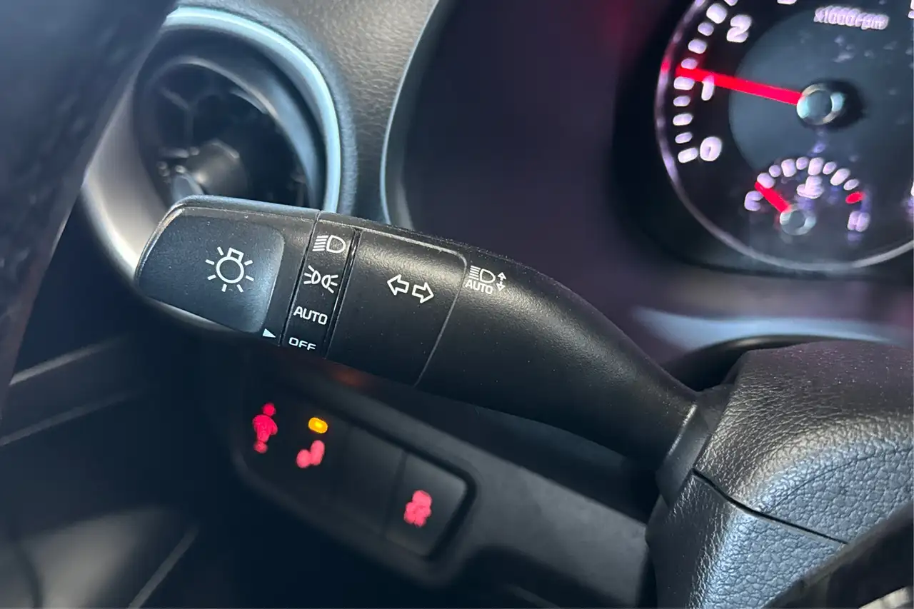 Kia Forte снимка Kia Forte