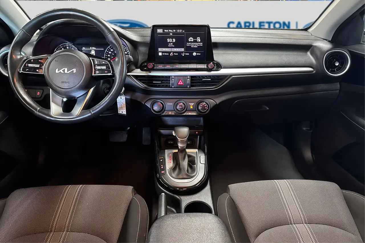 Kia Forte снимка Kia Forte