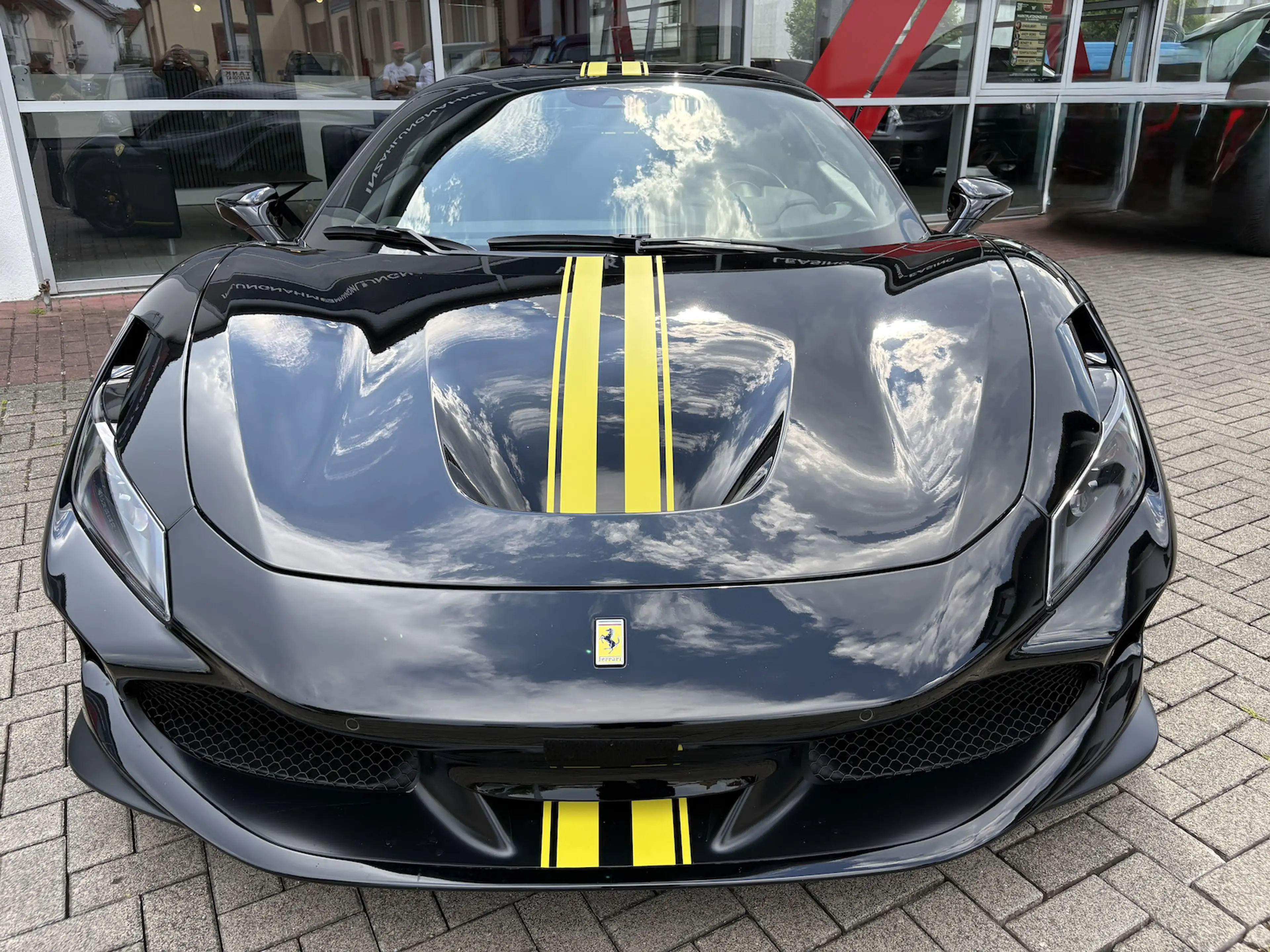 Ferrari F8 Tributo Racing|Lift|Carbon|Service neu|Garantie