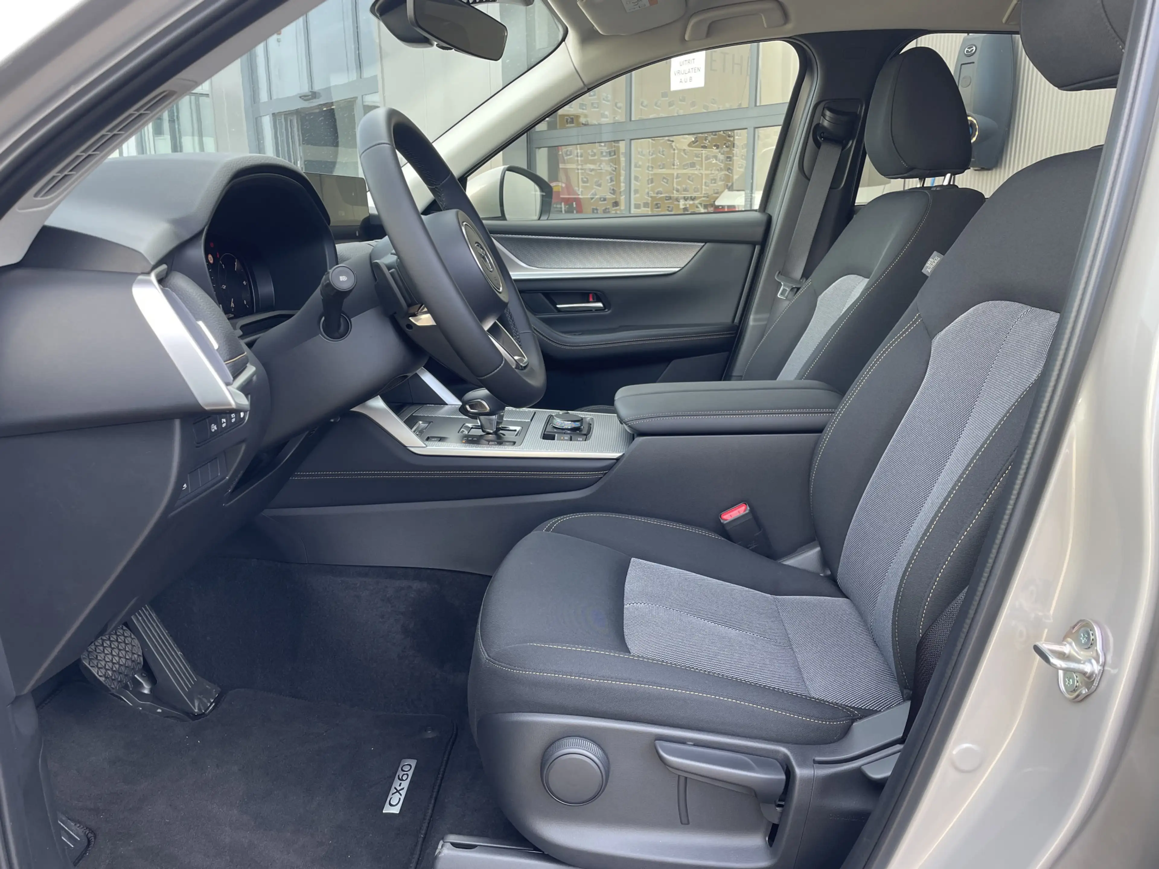 Mazda CX-60 2.5 e-SkyActiv PHEV Business Edition SPORT | BLACK — photo 10