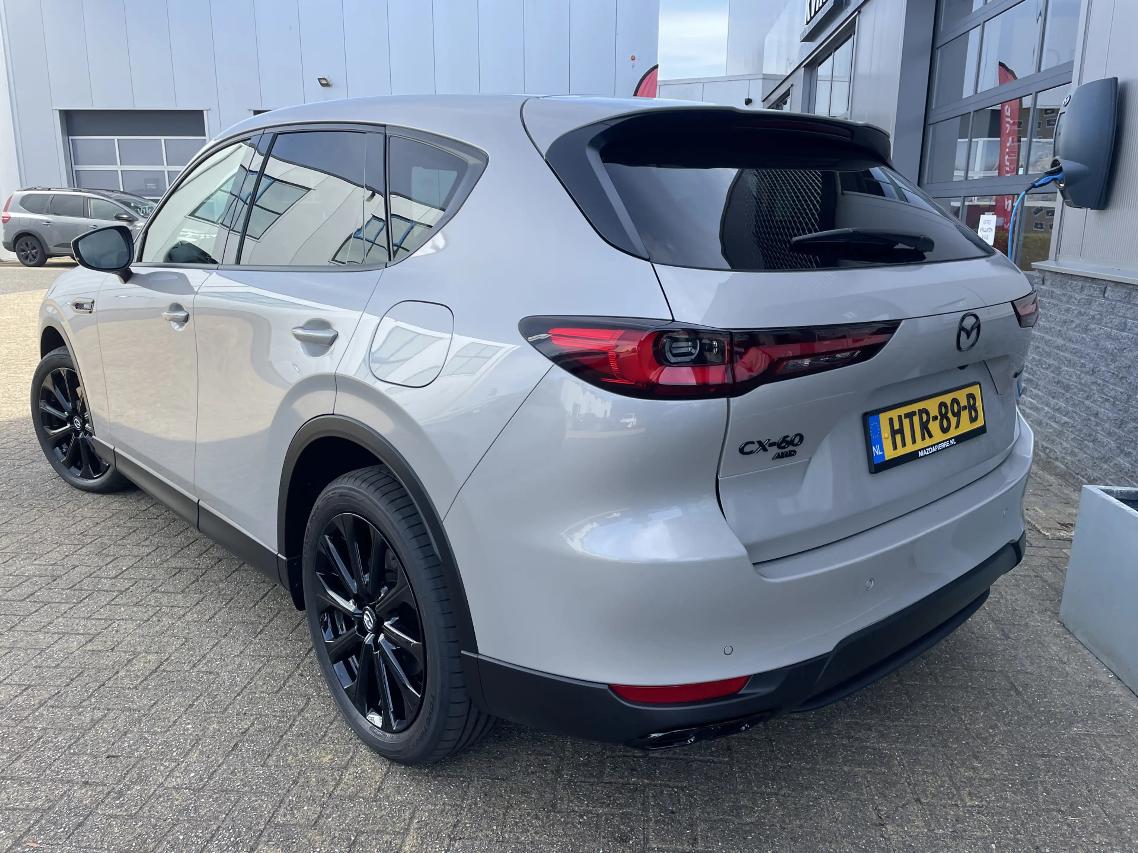 Mazda CX-60 2.5 e-SkyActiv PHEV Business Edition SPORT | BLACK — photo 4