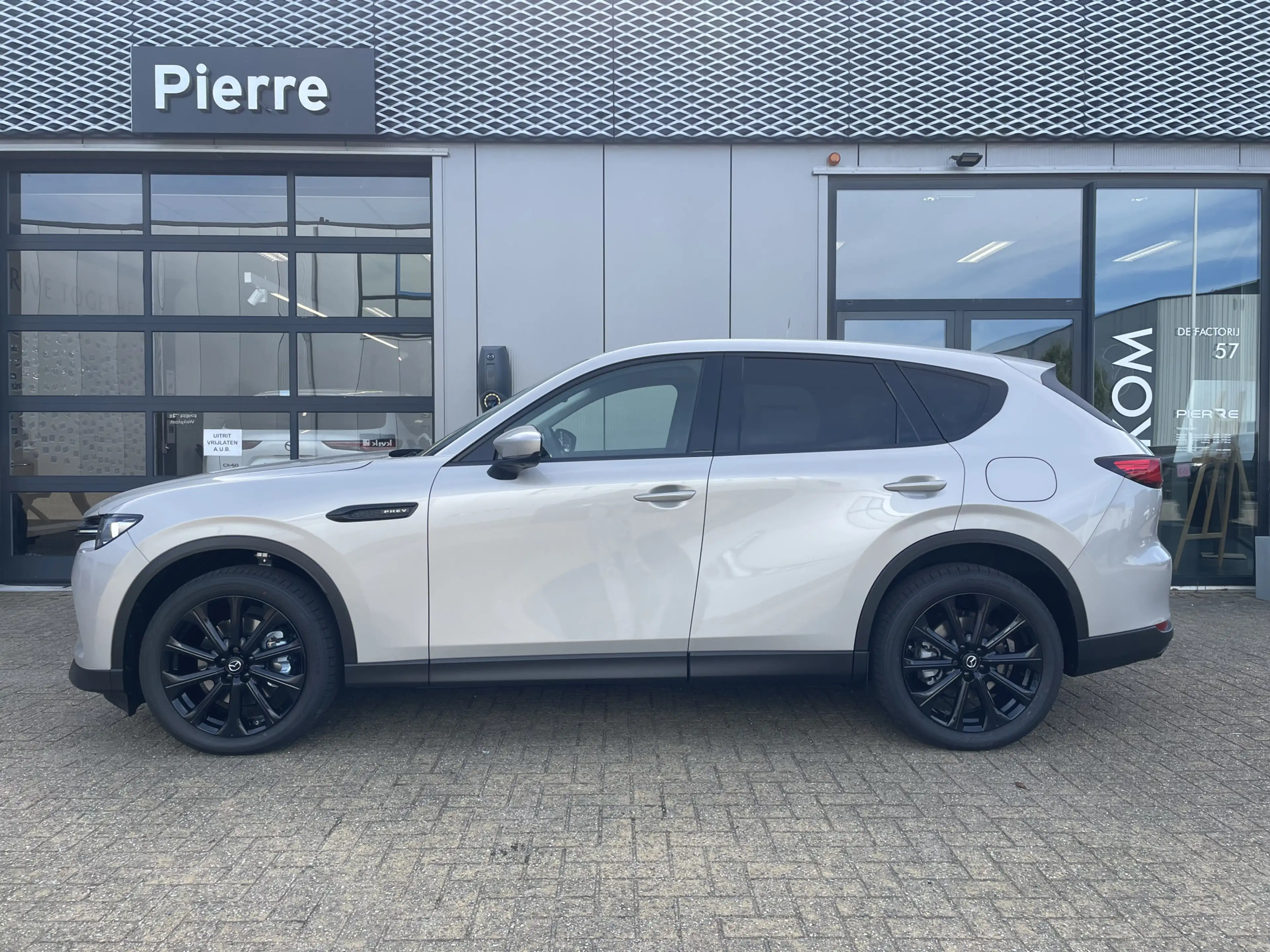Mazda CX-60 2.5 e-SkyActiv PHEV Business Edition SPORT | BLACK — photo 3