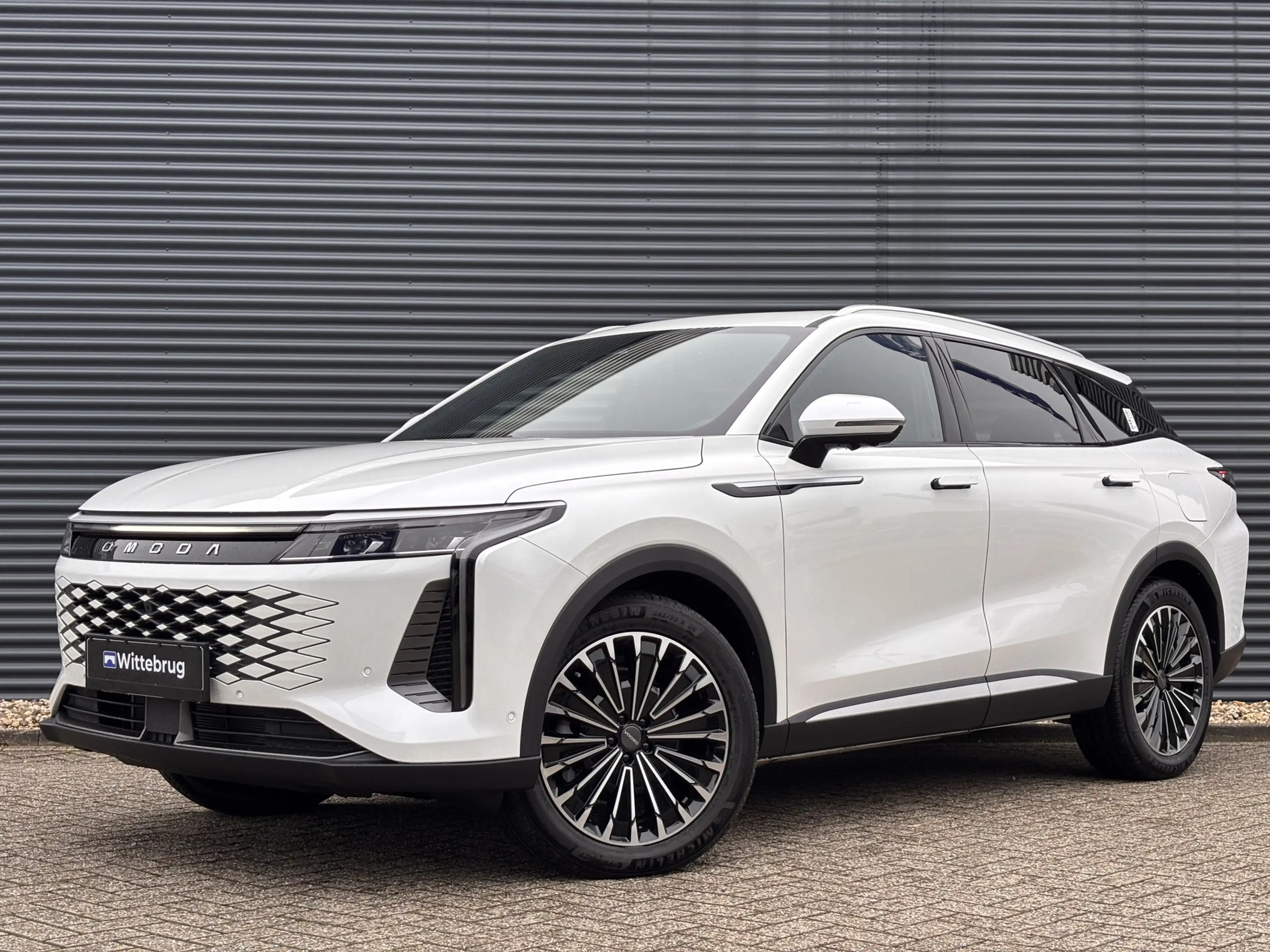 Omoda 9 Premium Plug-In Hybride Automaat met 1100 km Range — photo 13