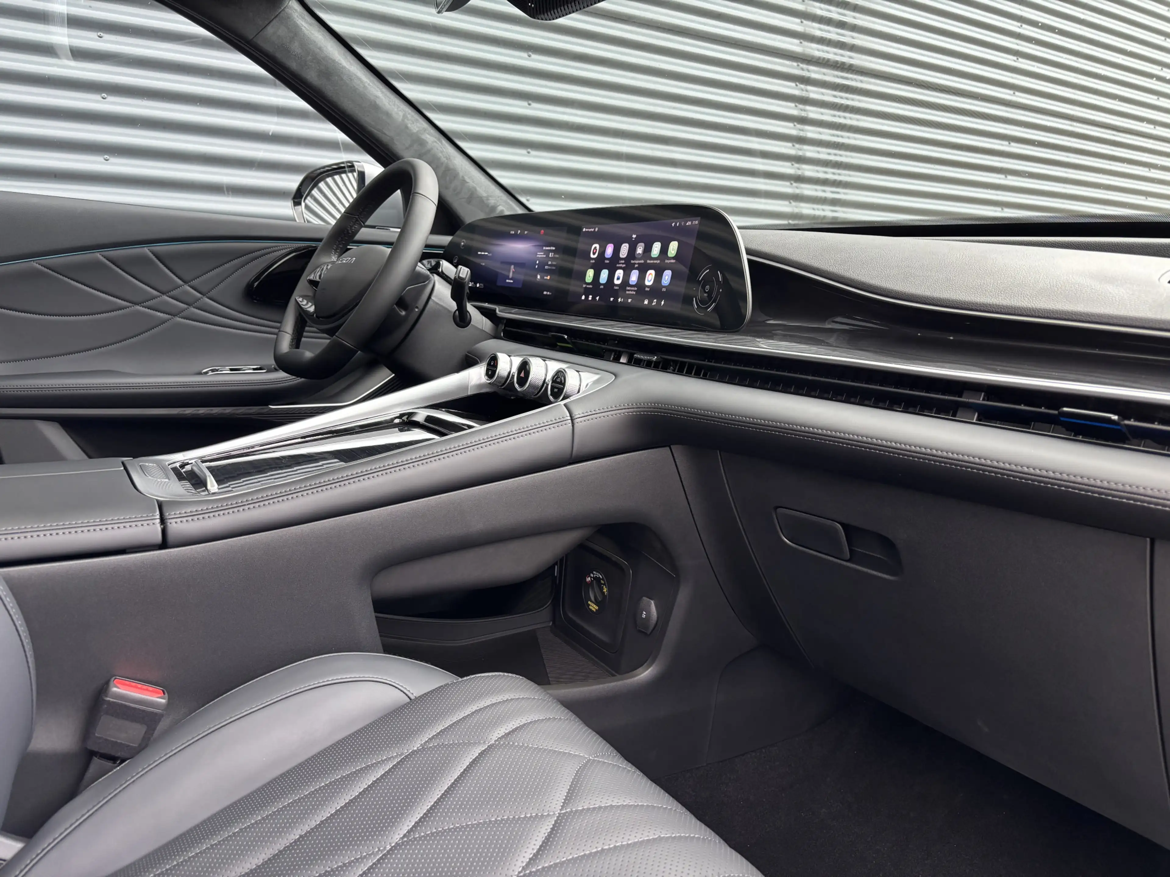 Omoda 9 Premium Plug-In Hybride Automaat met 1100 km Range — photo 11
