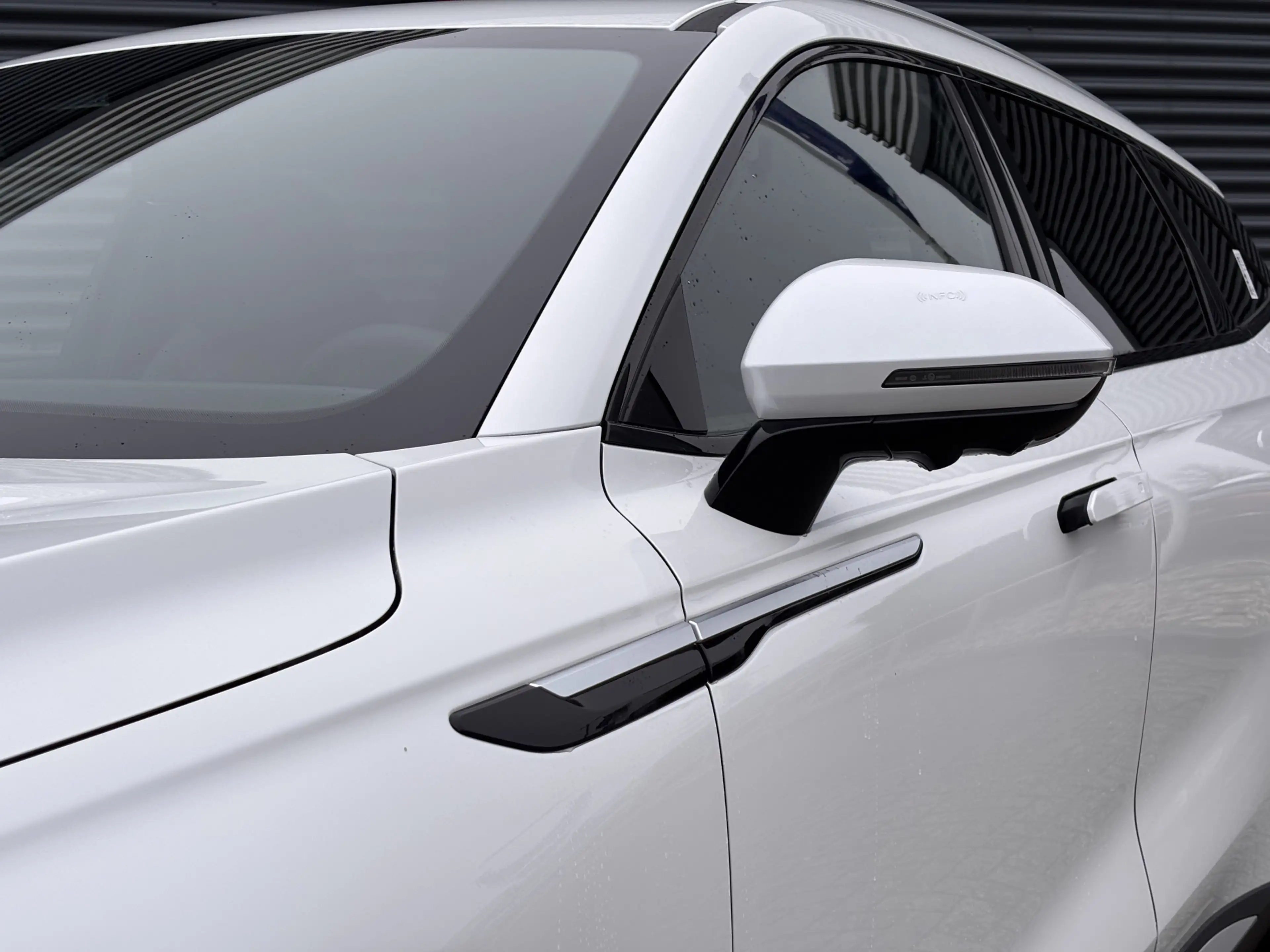 Omoda 9 Premium Plug-In Hybride Automaat met 1100 km Range — photo 12
