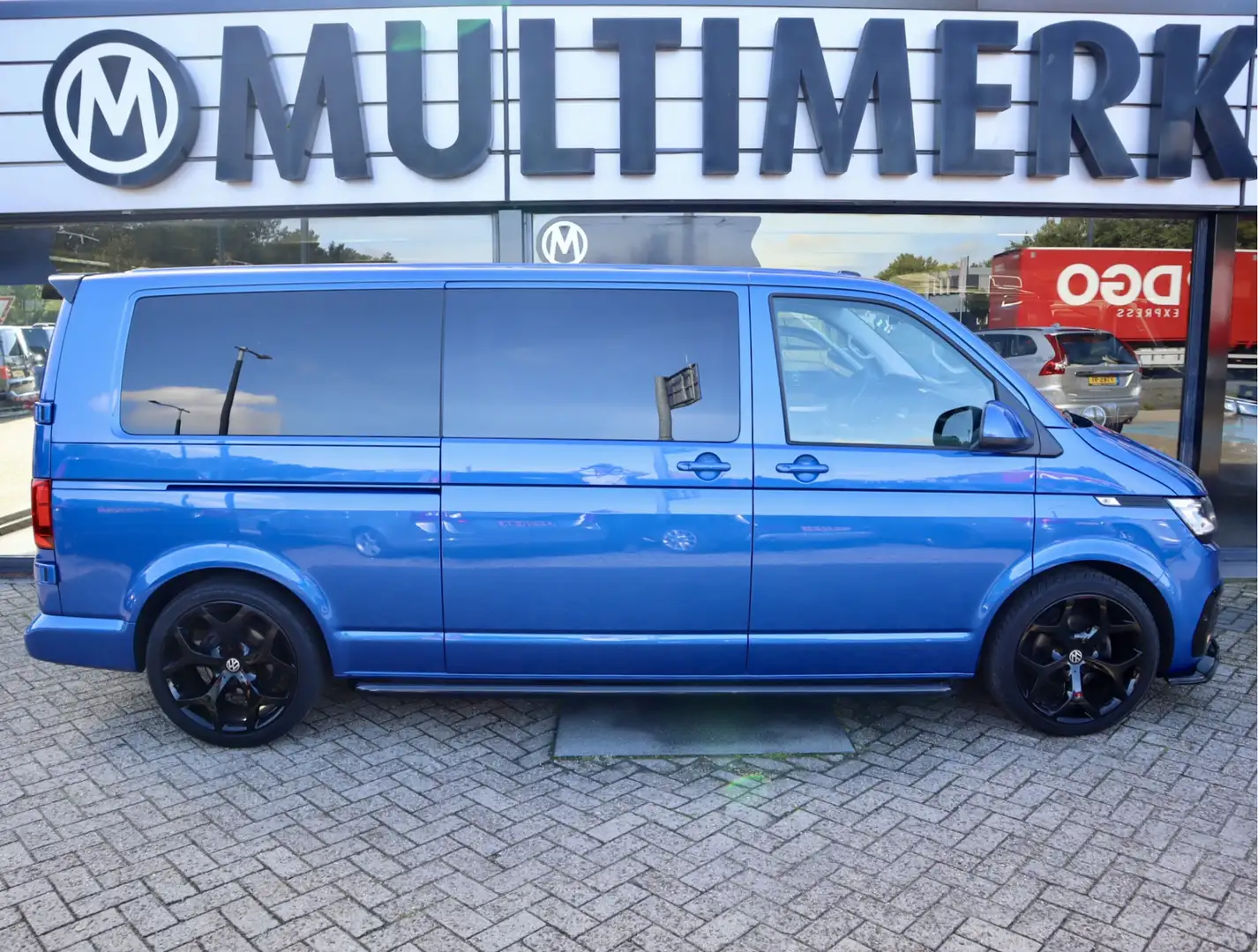 Volkswagen T6.1 Transporter 2.0 TDI DSG LANG BULLI LUXE CABINE Blauw - 2