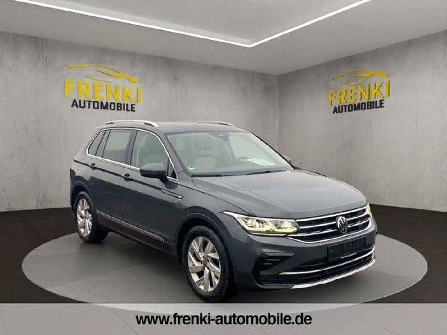 Volkswagen Tiguan Elegance*LED*NAVI*AHK* Grau - 1