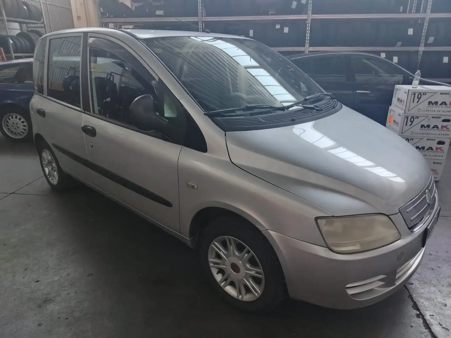 Fiat Multipla Multipla II 2004 1.6 16v natural power Active Gris - 1