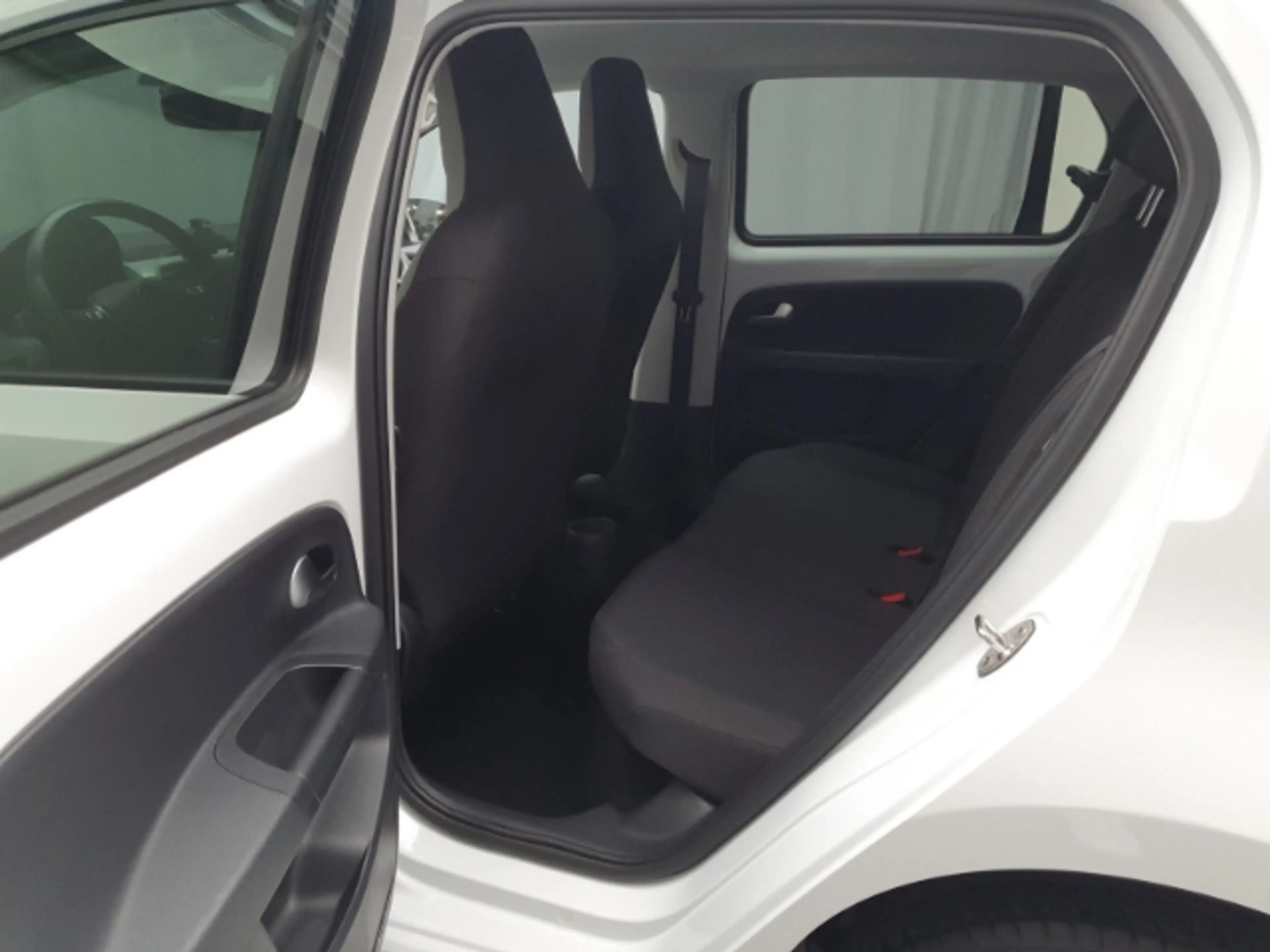 Volkswagen e-up! e-Style Style Plus Rückfahrkam. SHZ — photo 10