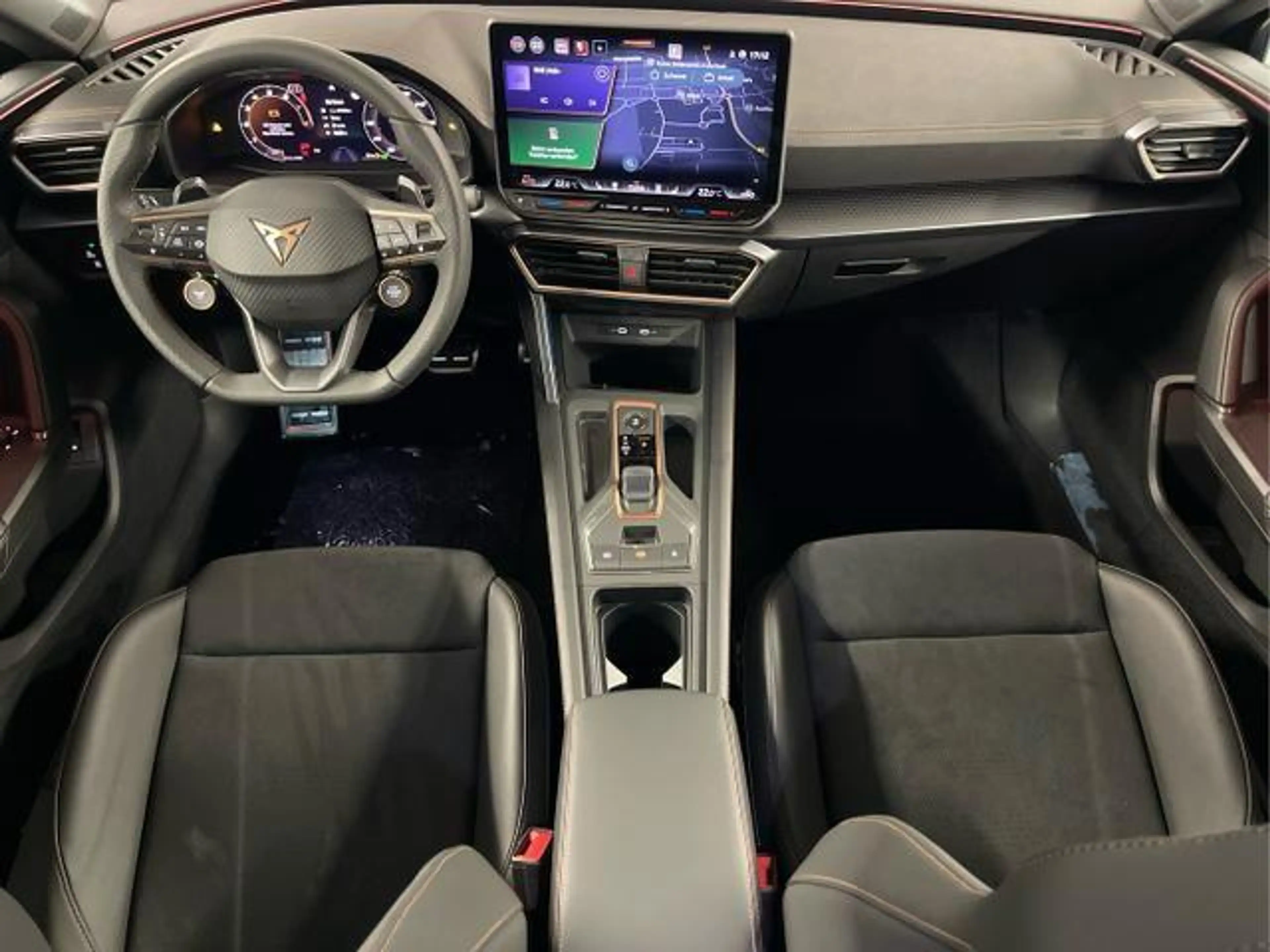 CUPRA Leon VZ 333PS DSG 4Drive Matrix+Navi+AHK+Alu19+Sitzheiz — photo 6