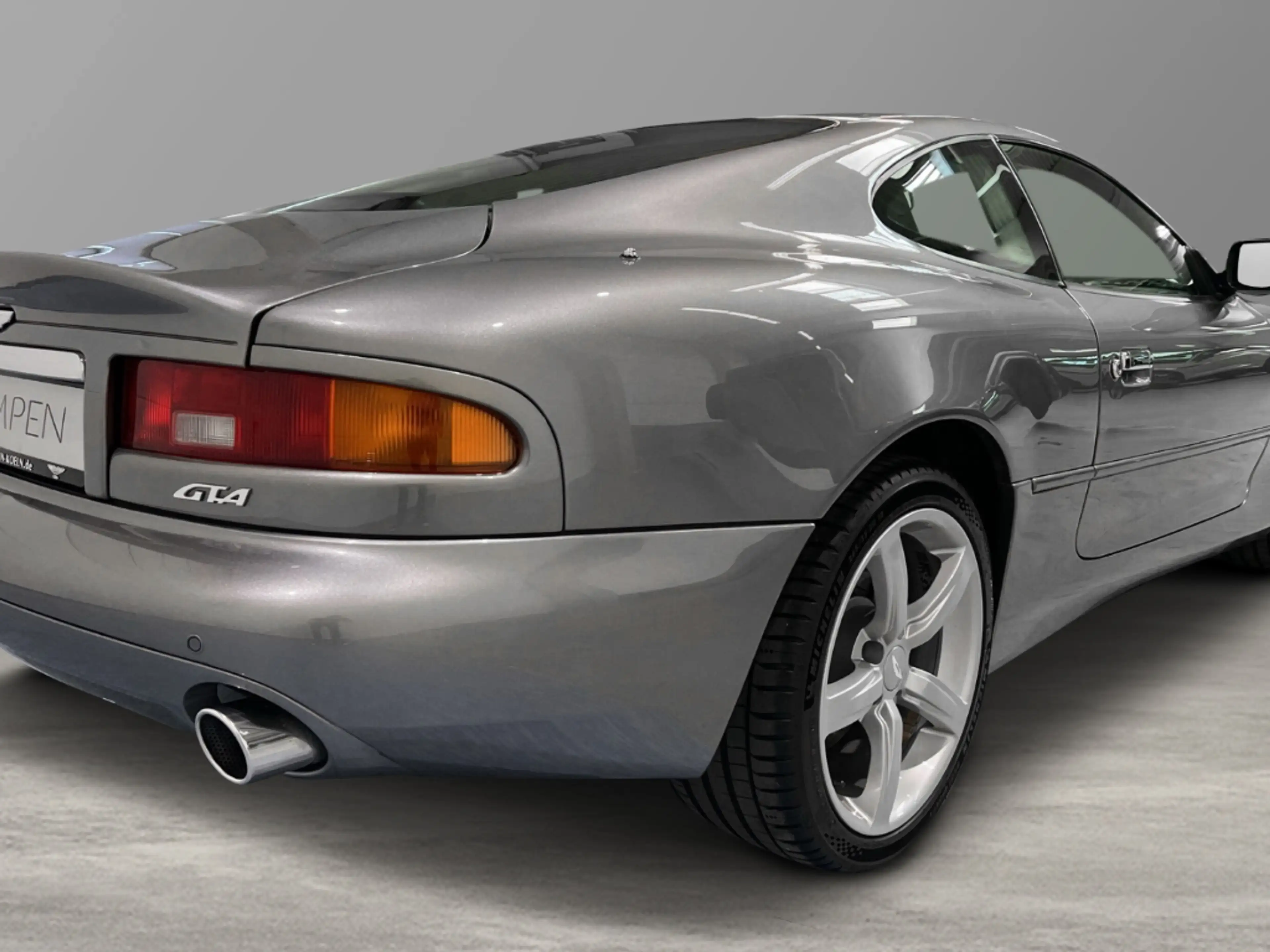Aston Martin DB7 GTA Tungsten Silver Forest Green 1of112 — photo 8