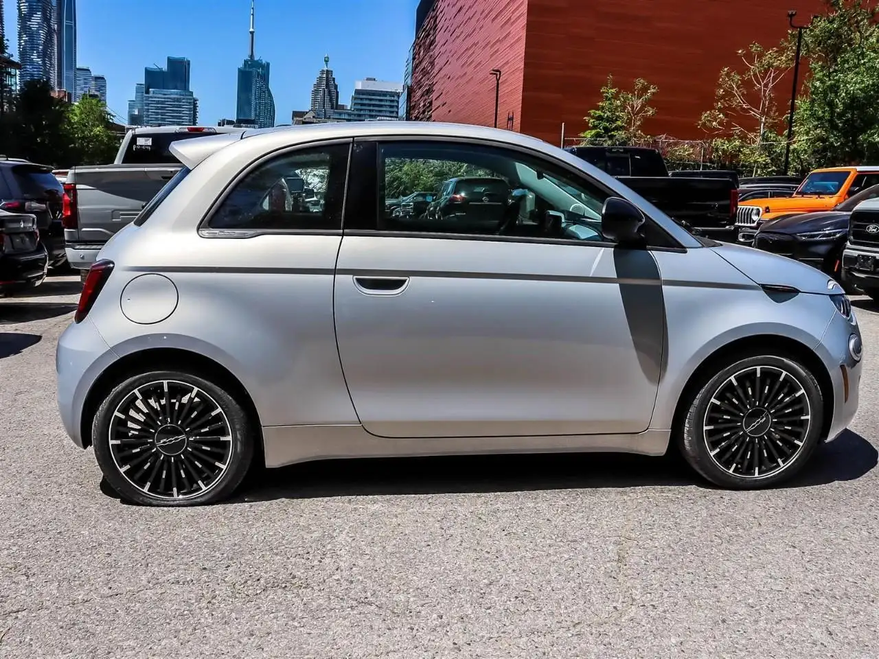 Fiat 500e снимка Fiat 500e
